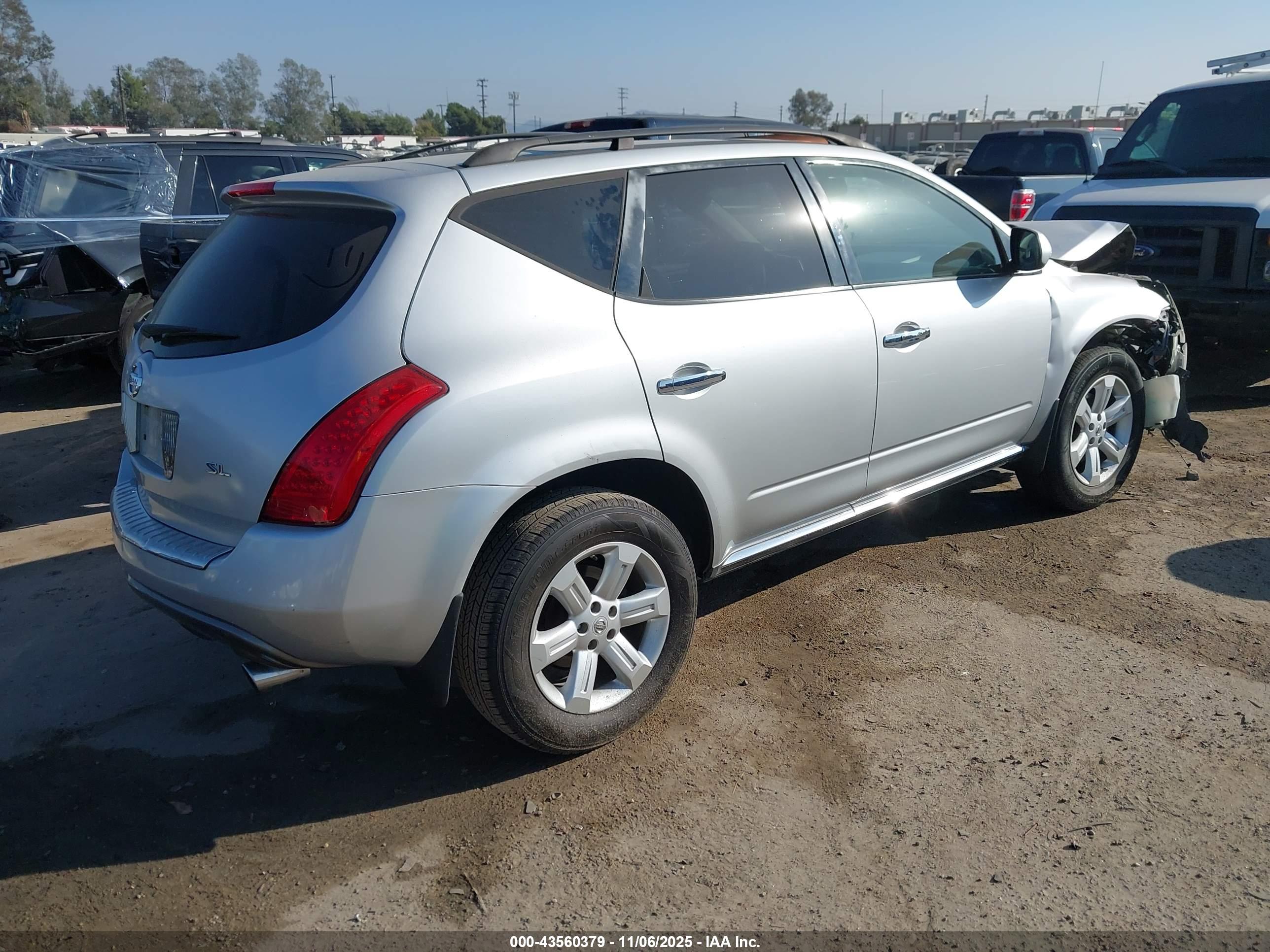 NISSAN MURANO image 4