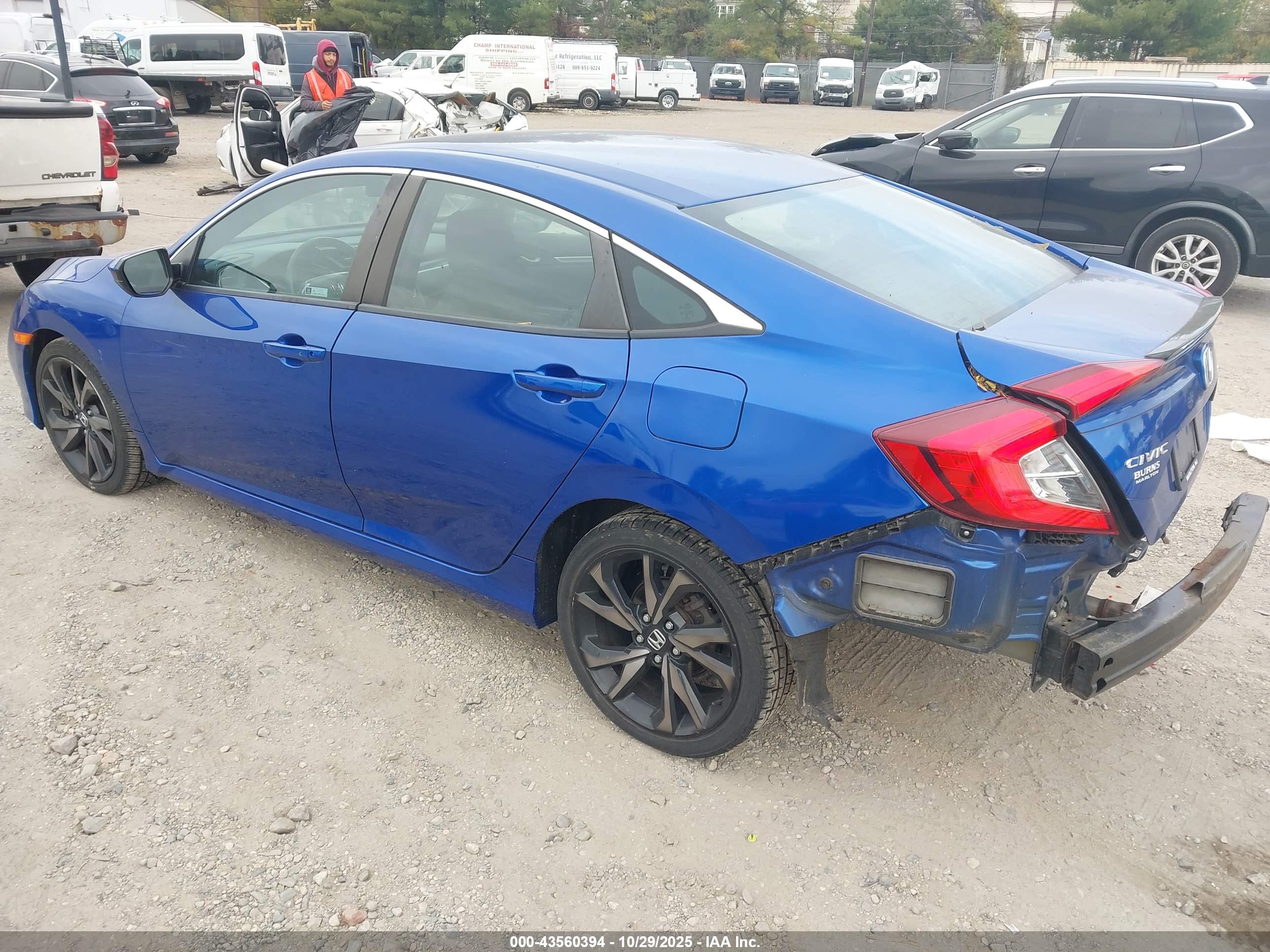 HONDA CIVIC image 3