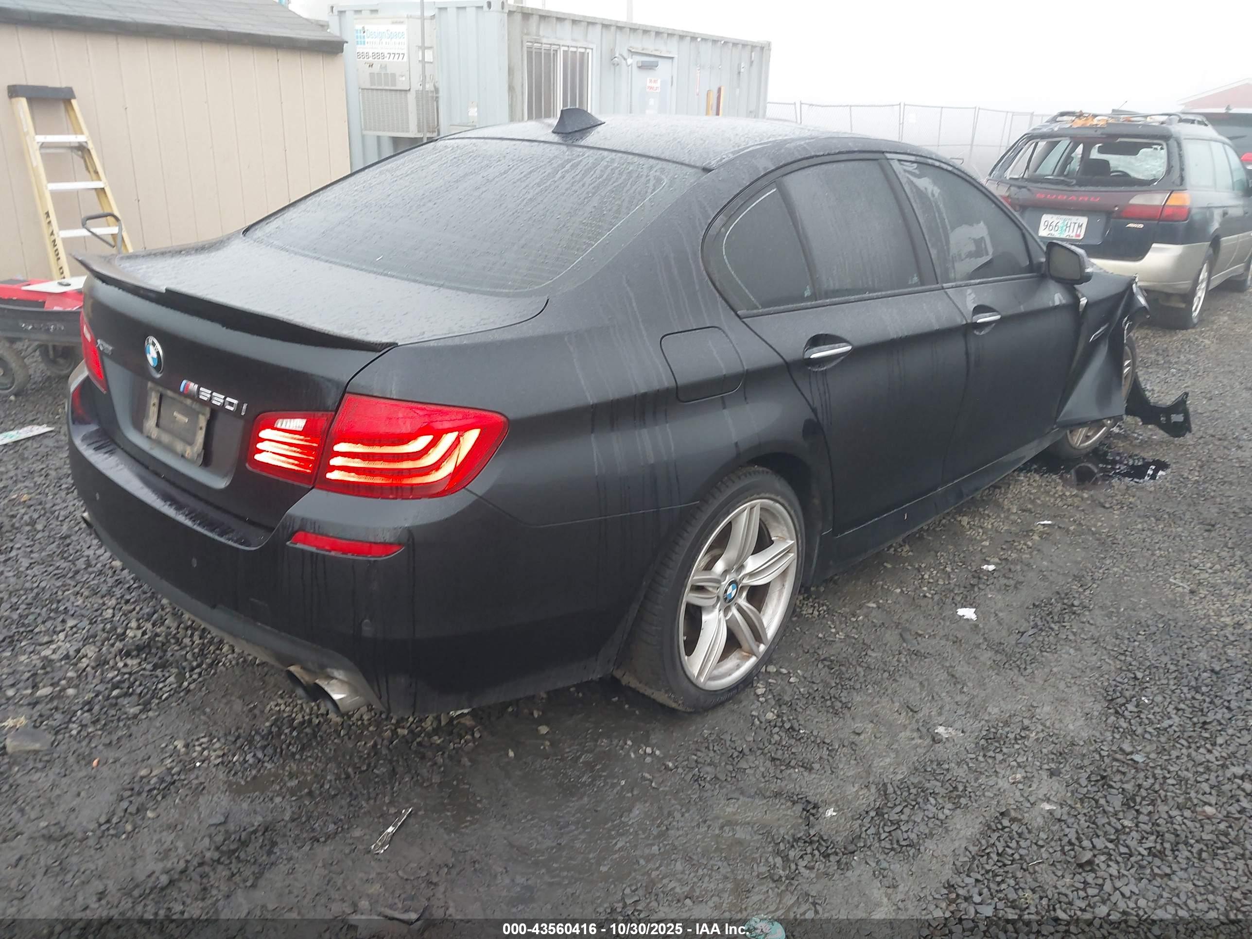 BMW 550I image 4