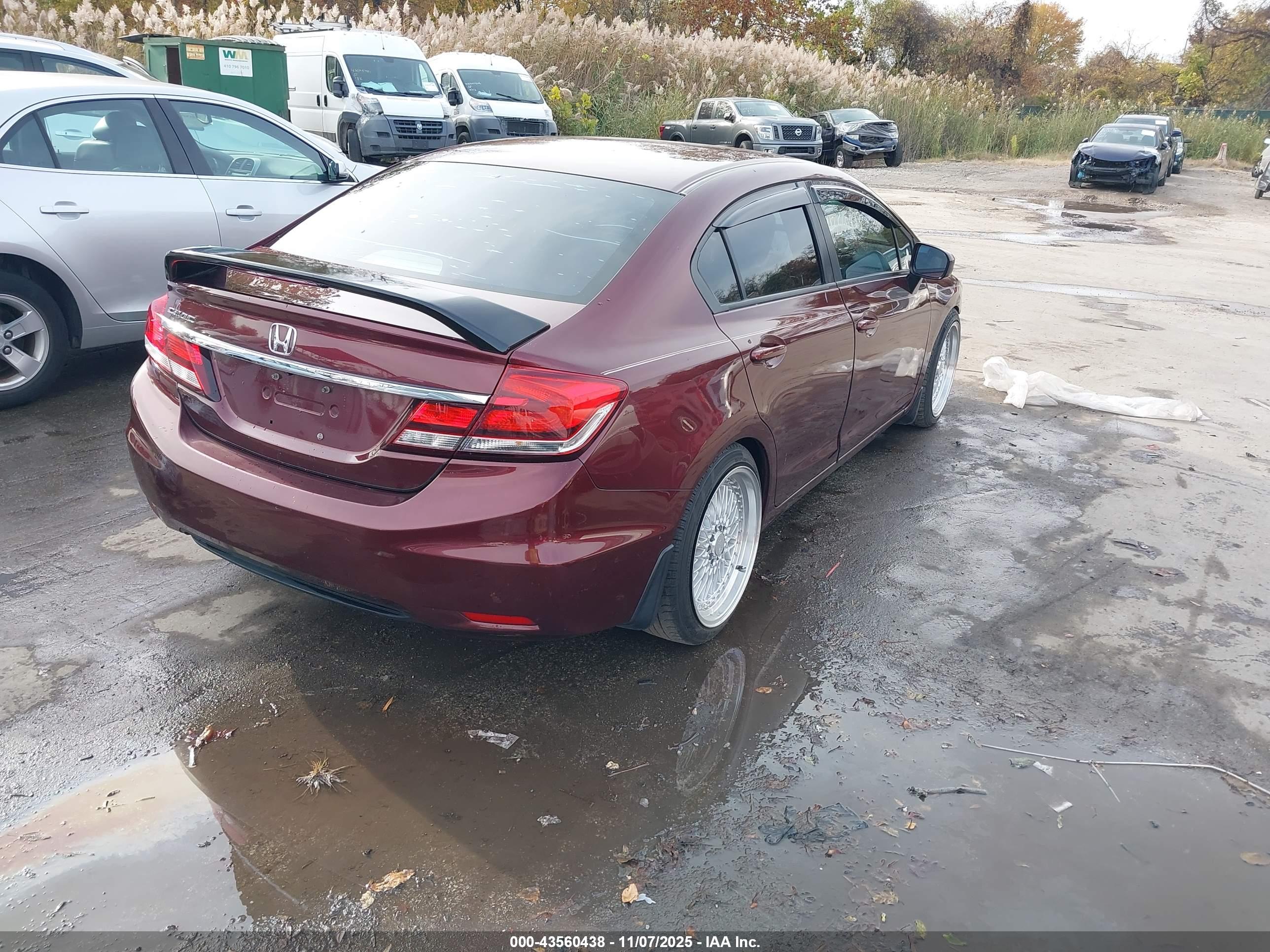 HONDA CIVIC image 4