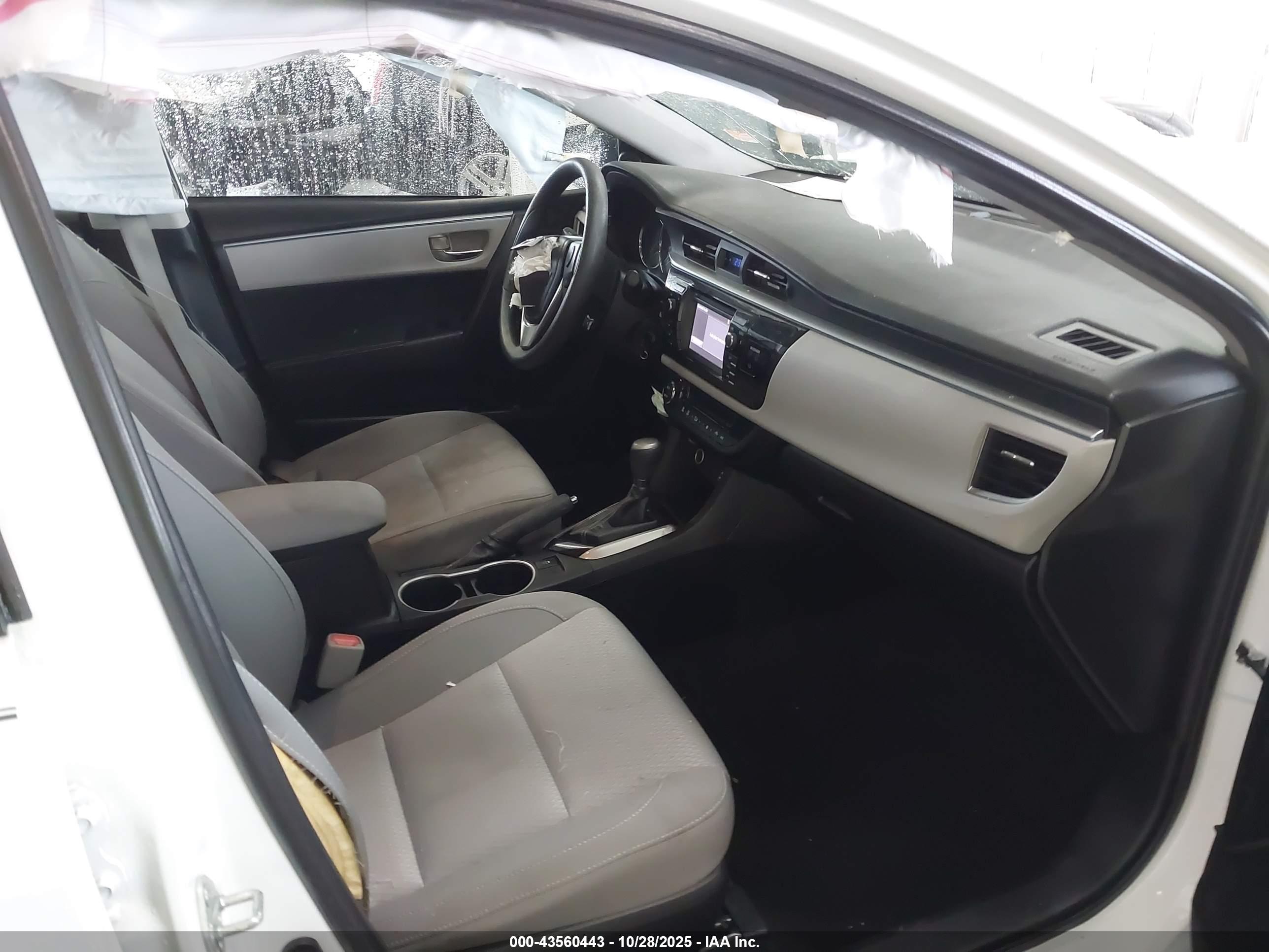 TOYOTA COROLLA image 5
