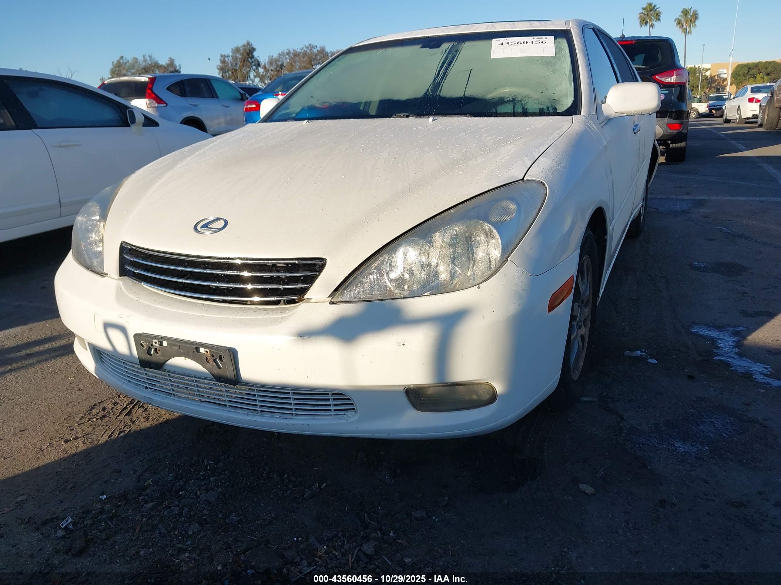 LEXUS ES image 2