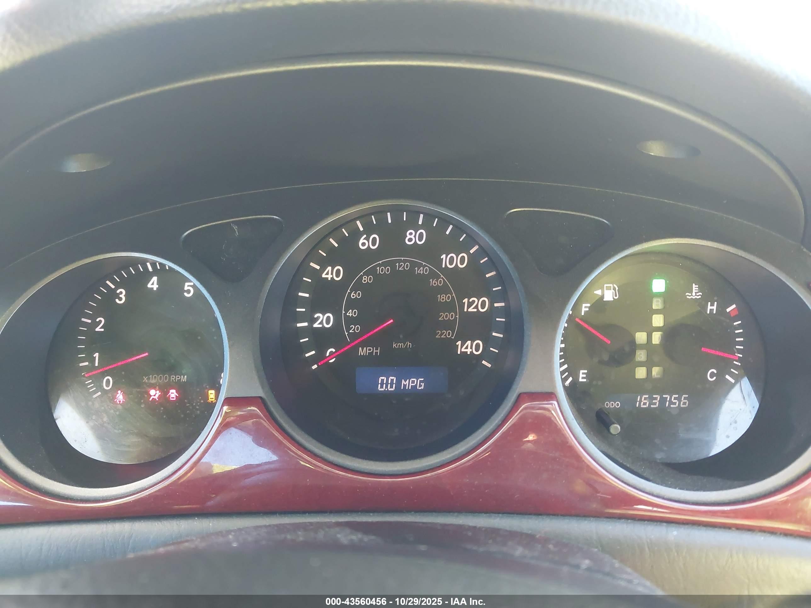 LEXUS ES image 7