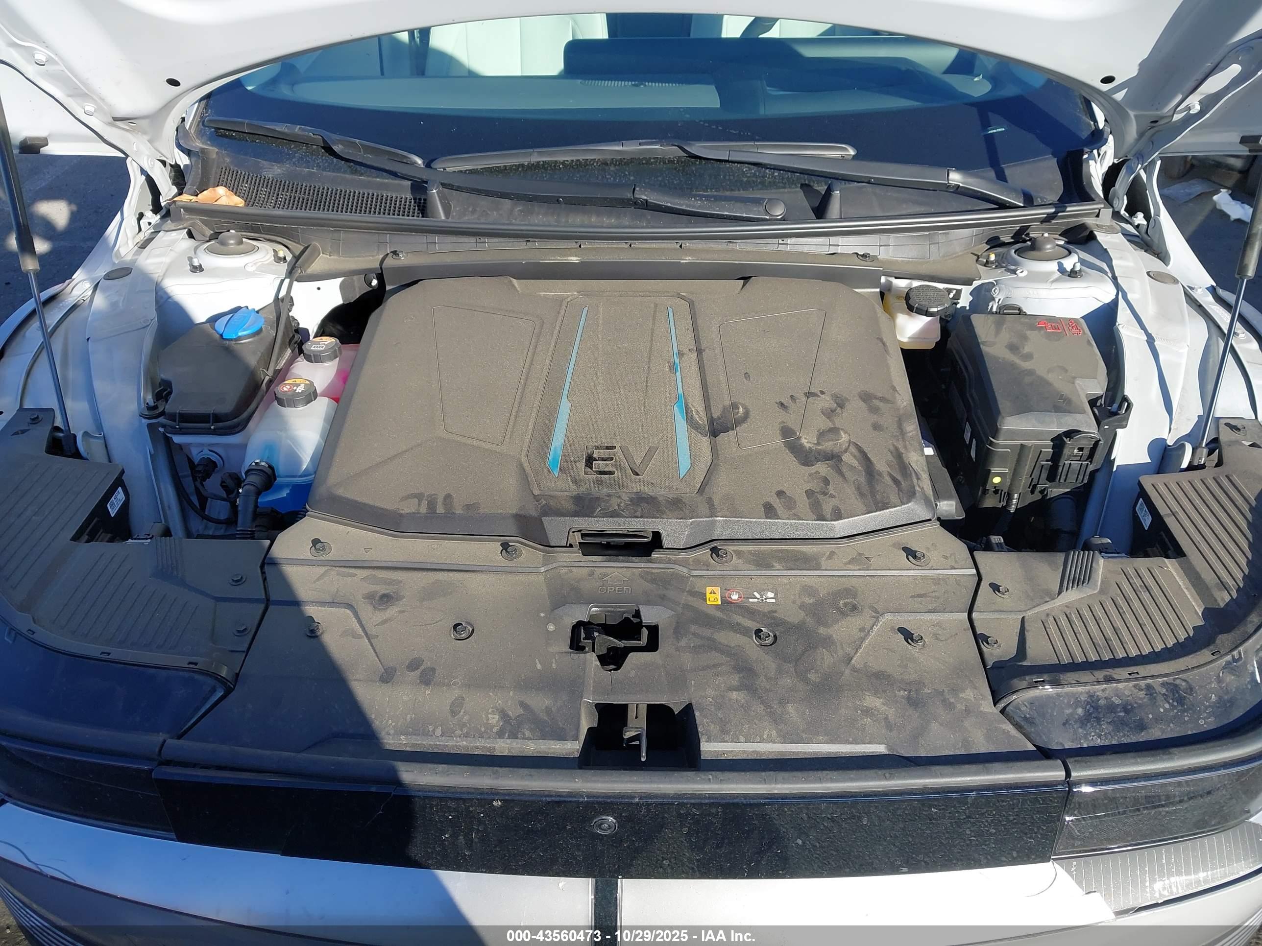 HYUNDAI IONIQ image 10