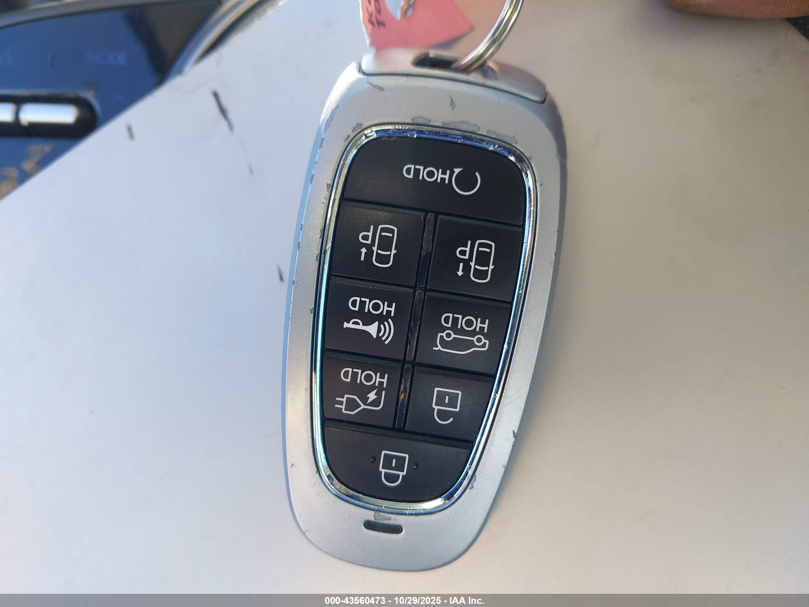HYUNDAI IONIQ image 11