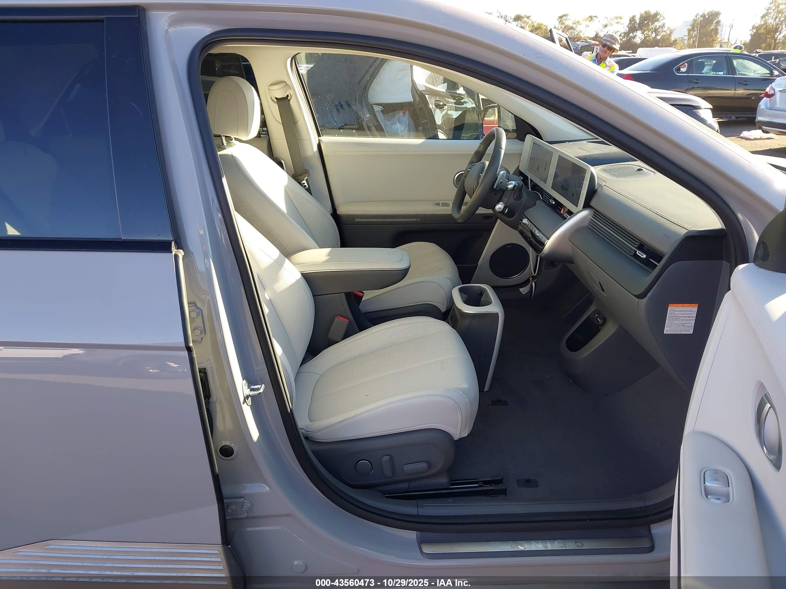 HYUNDAI IONIQ image 5