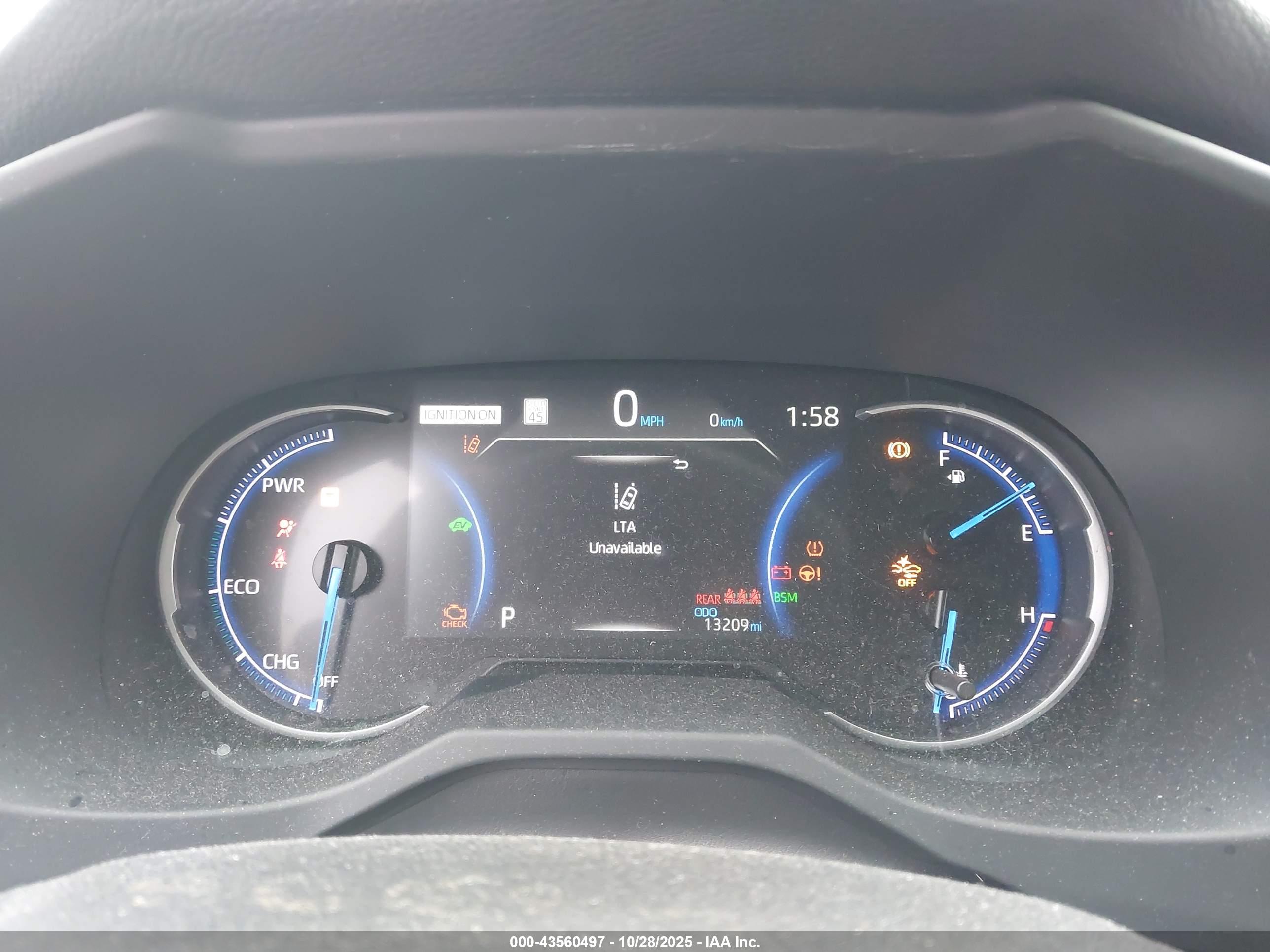 TOYOTA RAV4 image 7