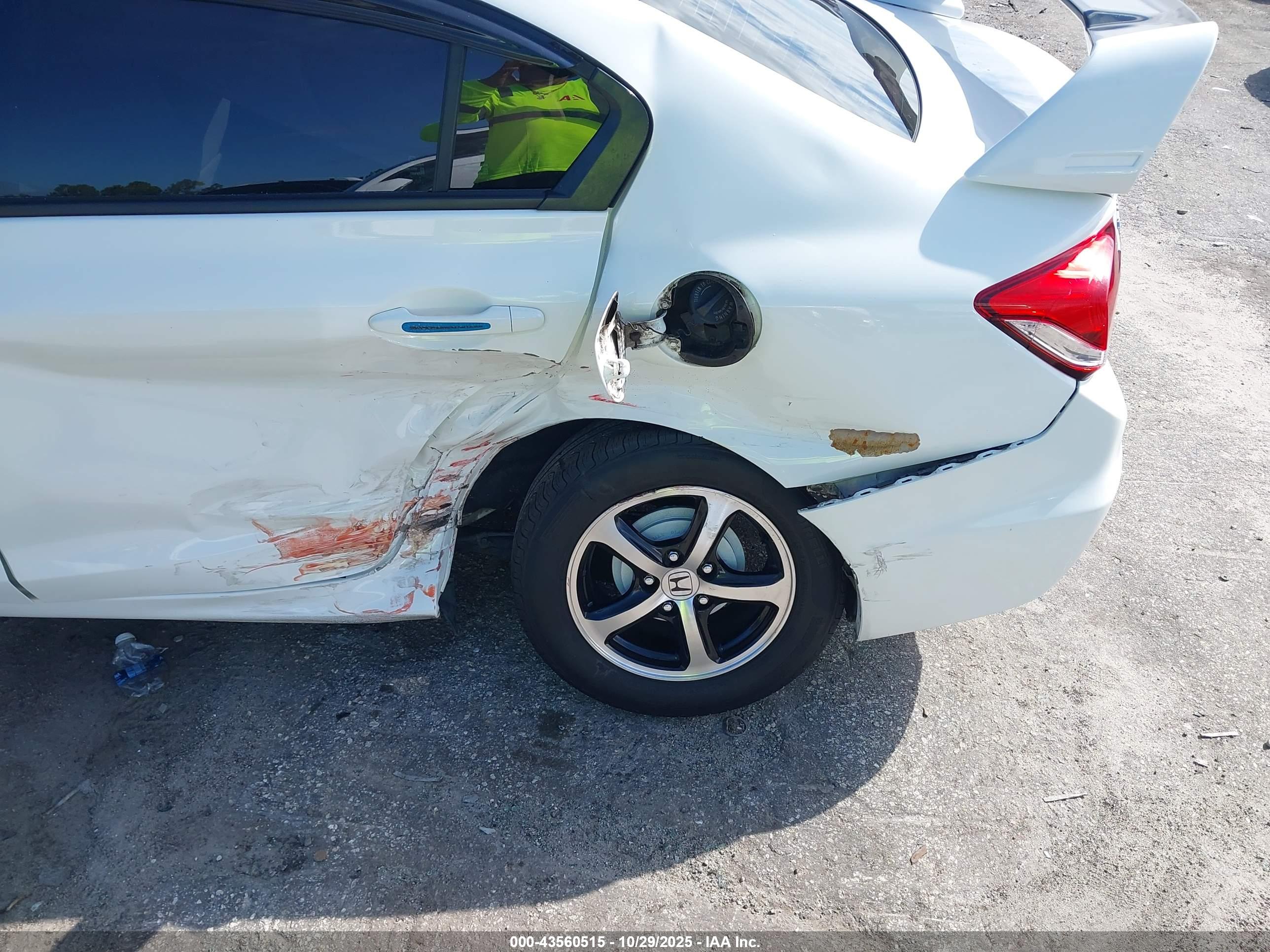 HONDA CIVIC image 6
