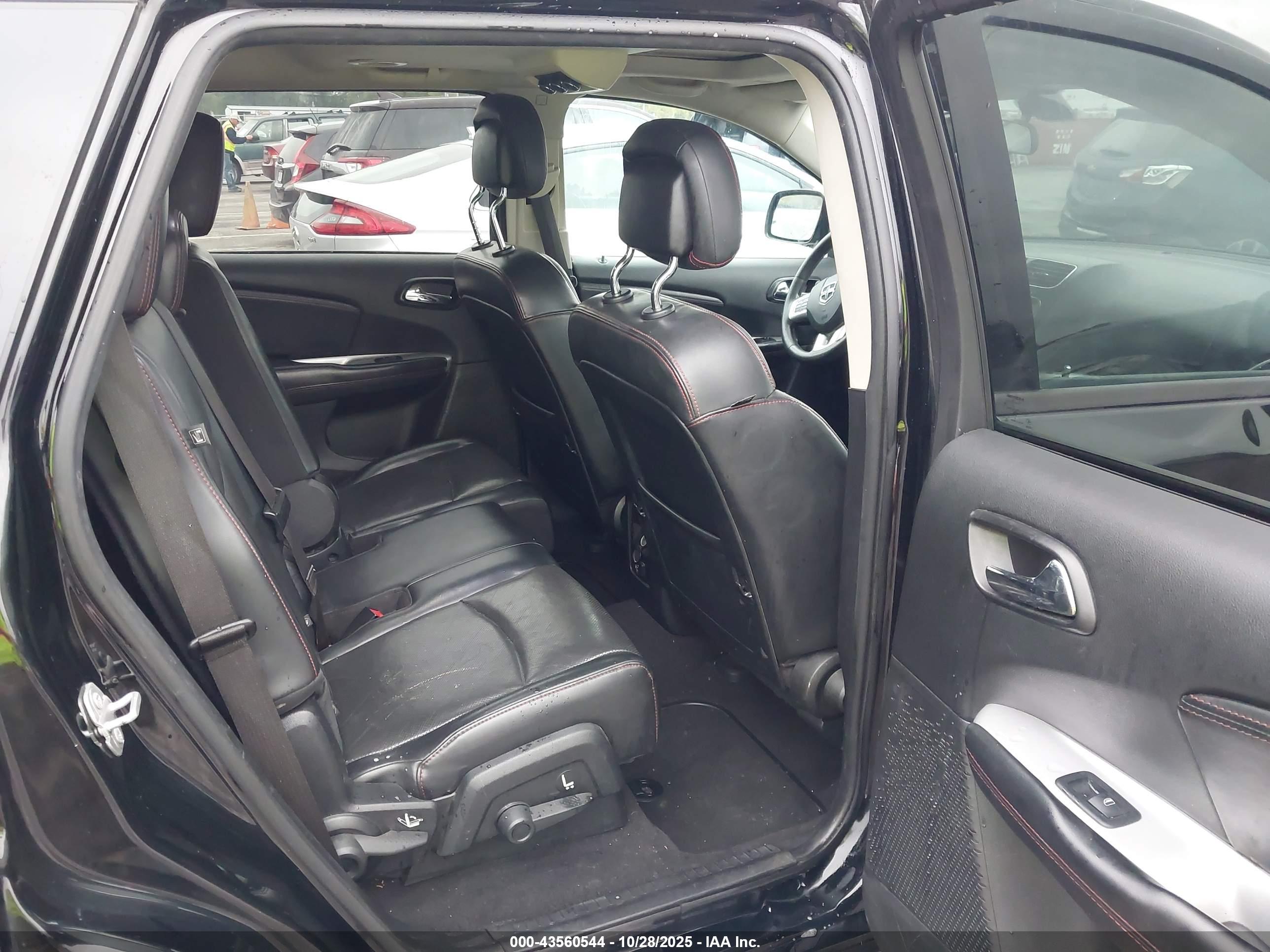 DODGE JOURNEY image 8