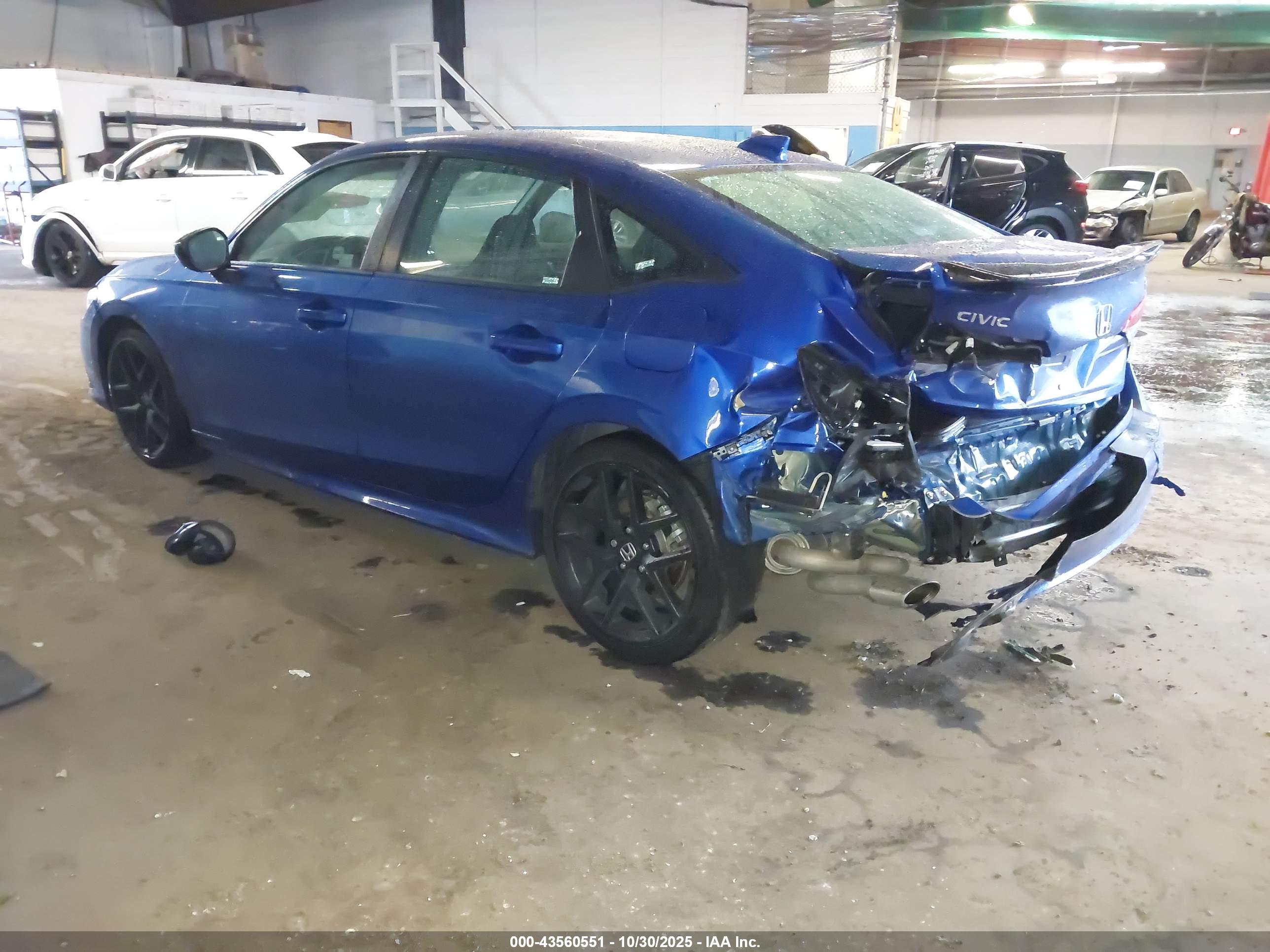 HONDA CIVIC image 3