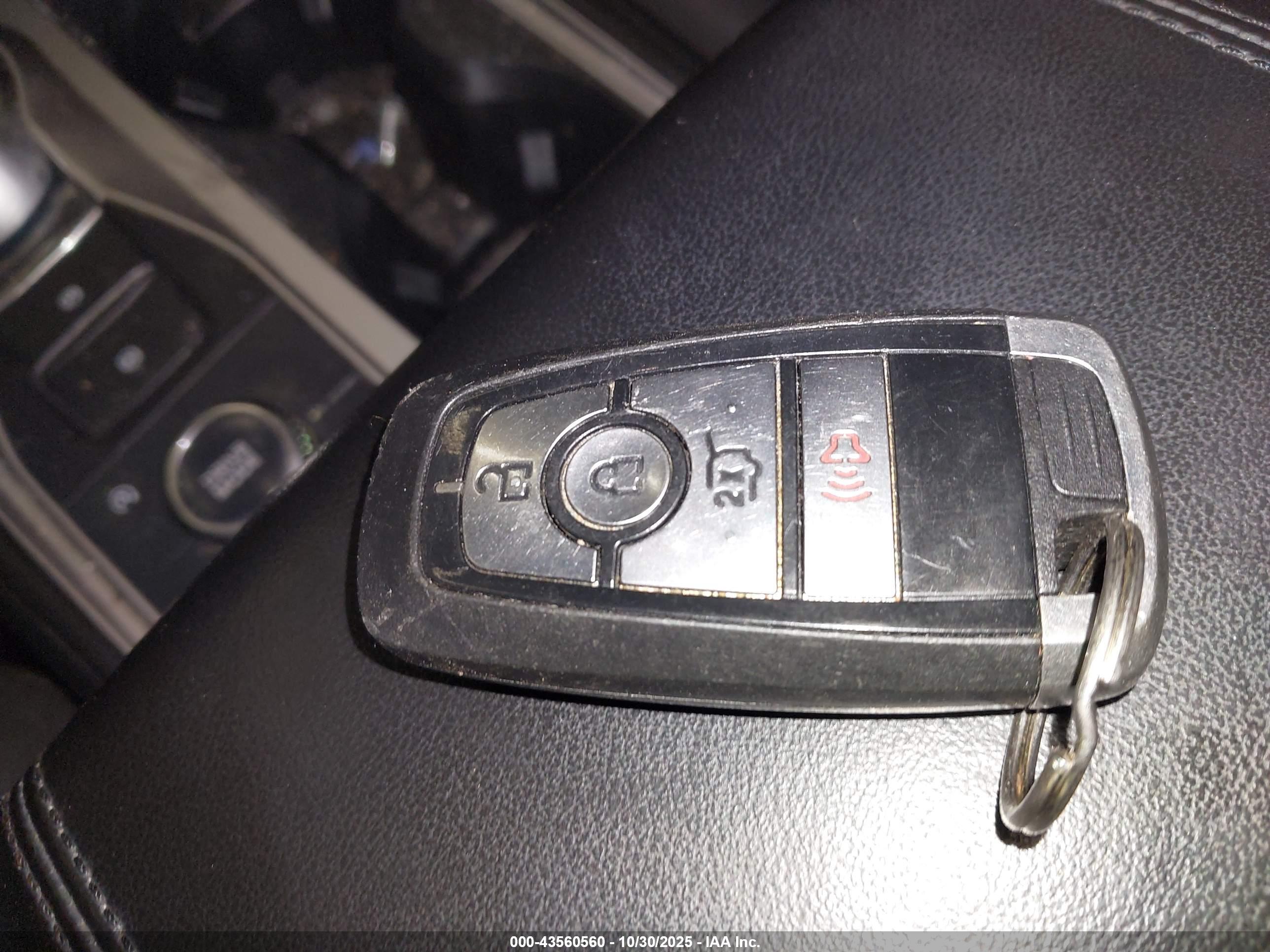 FORD EXPLORER image 11