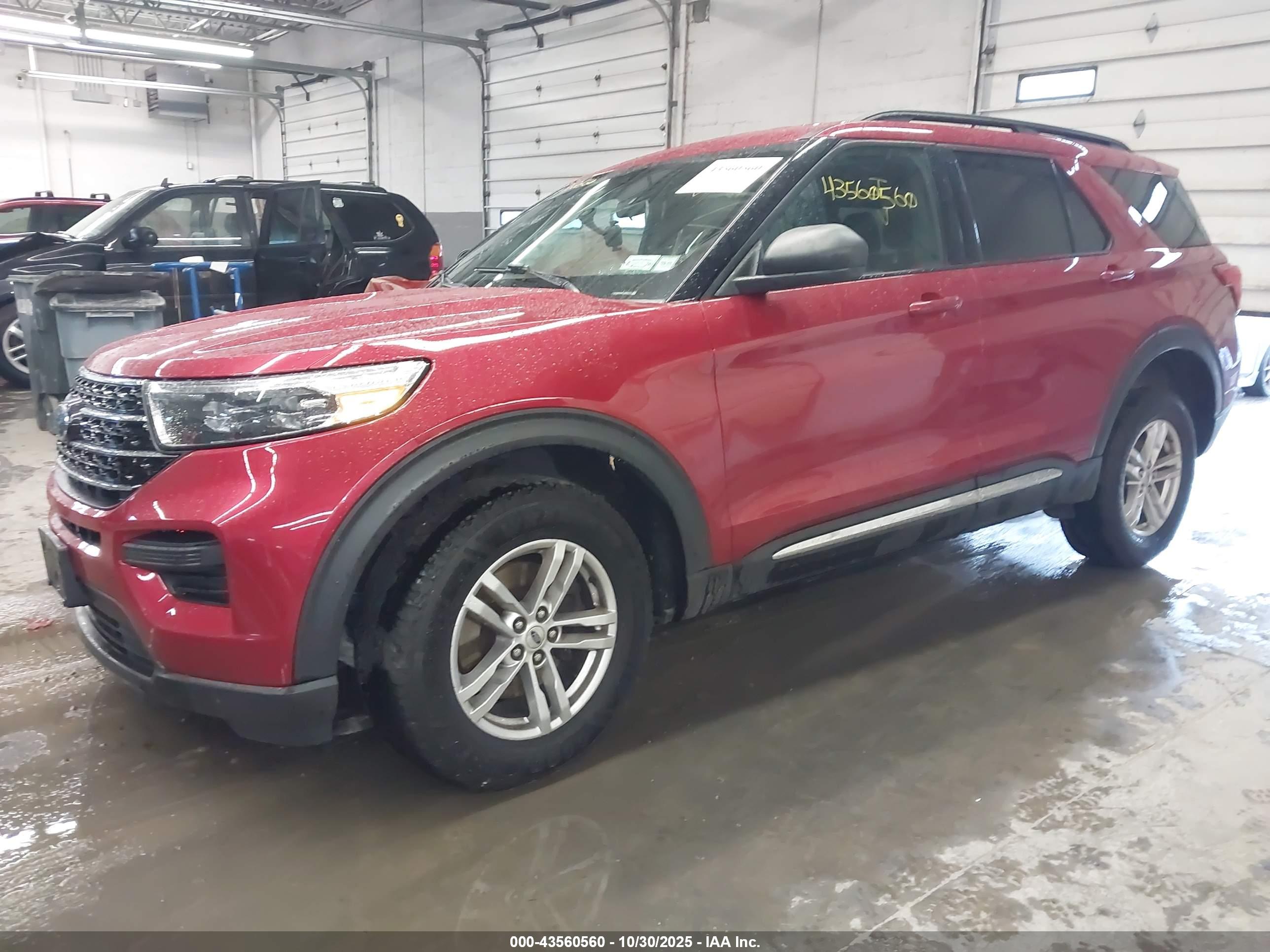 FORD EXPLORER image 2
