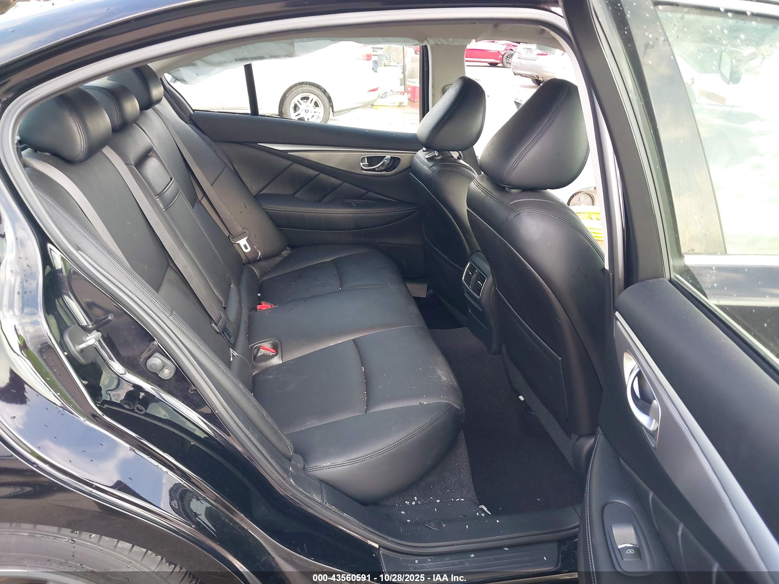 INFINITI Q50 image 8
