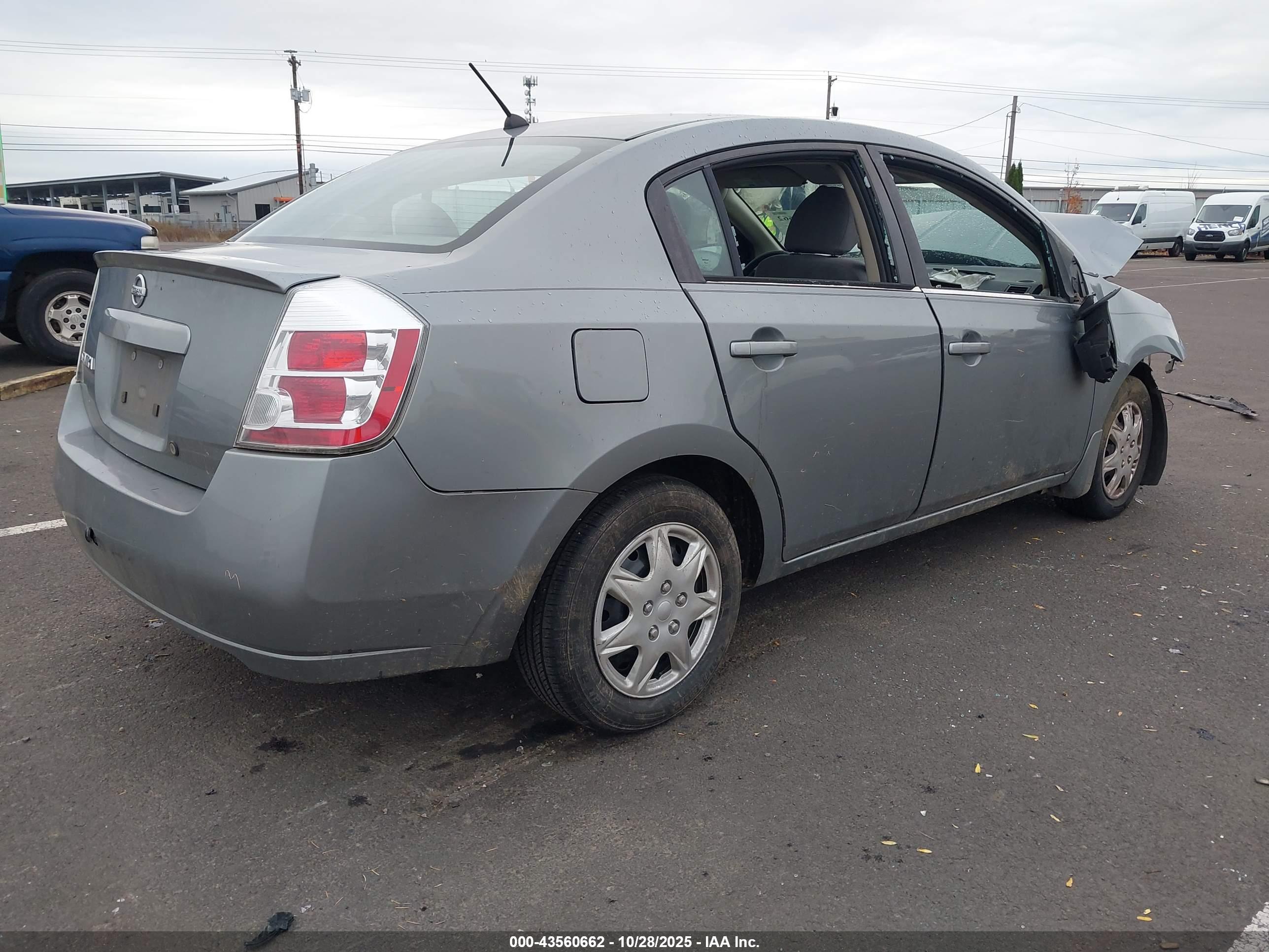 NISSAN SENTRA image 4