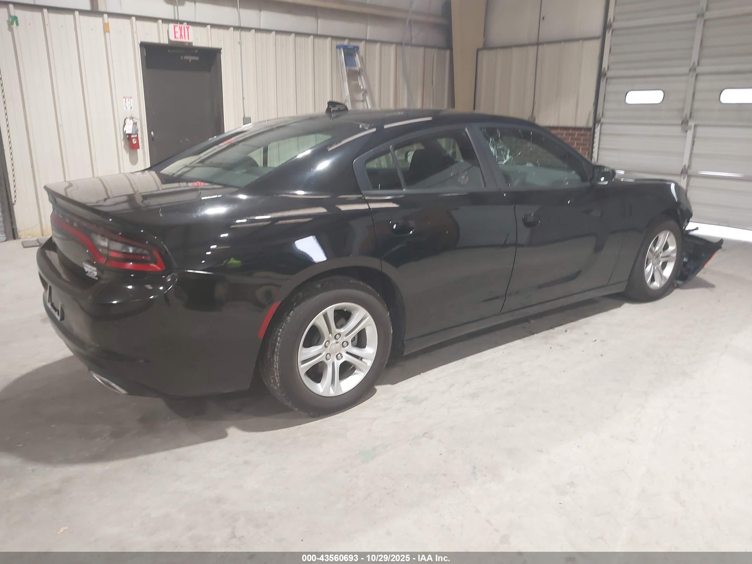 DODGE CHARGER image 4