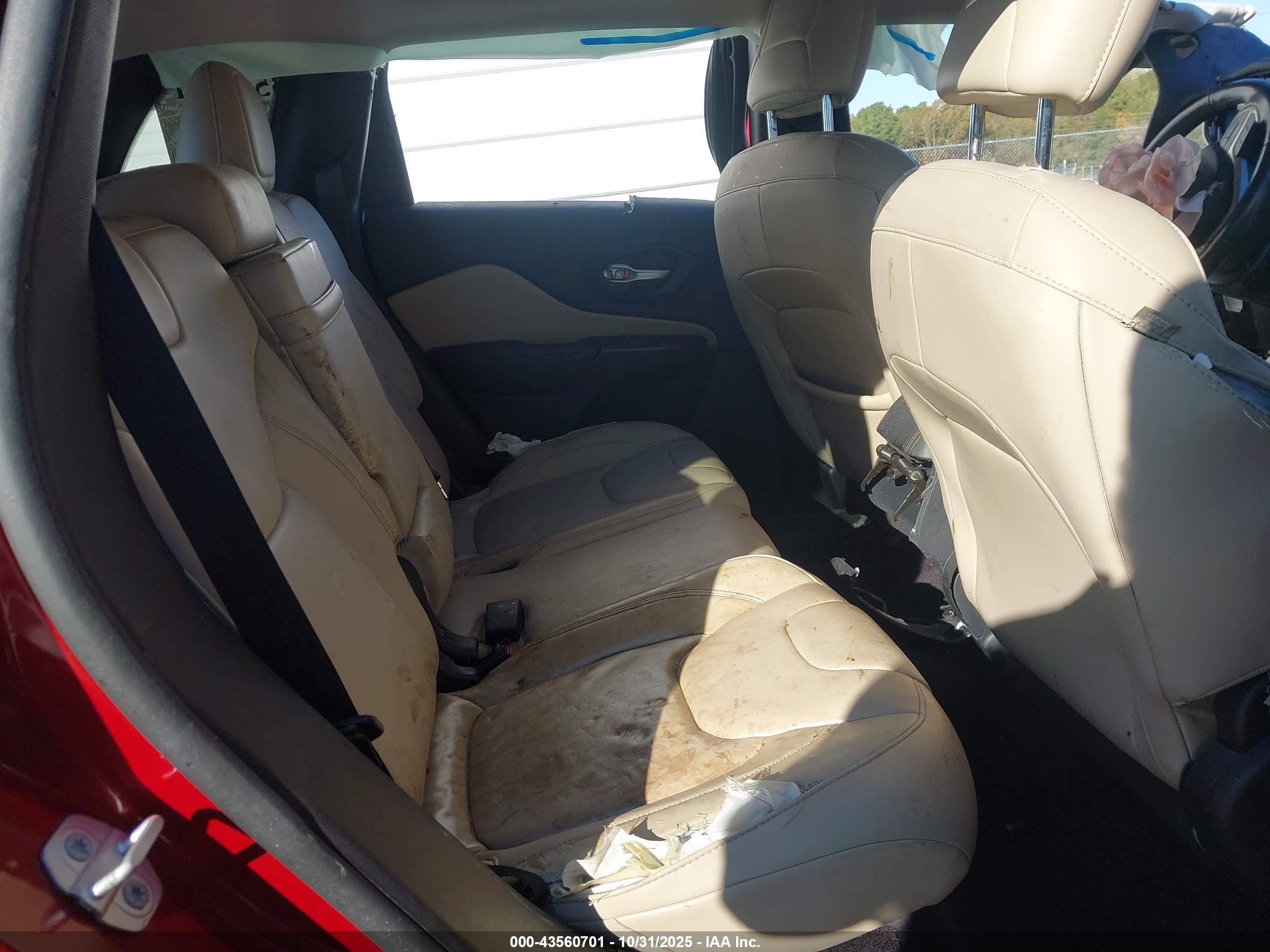 JEEP CHEROKEE image 8