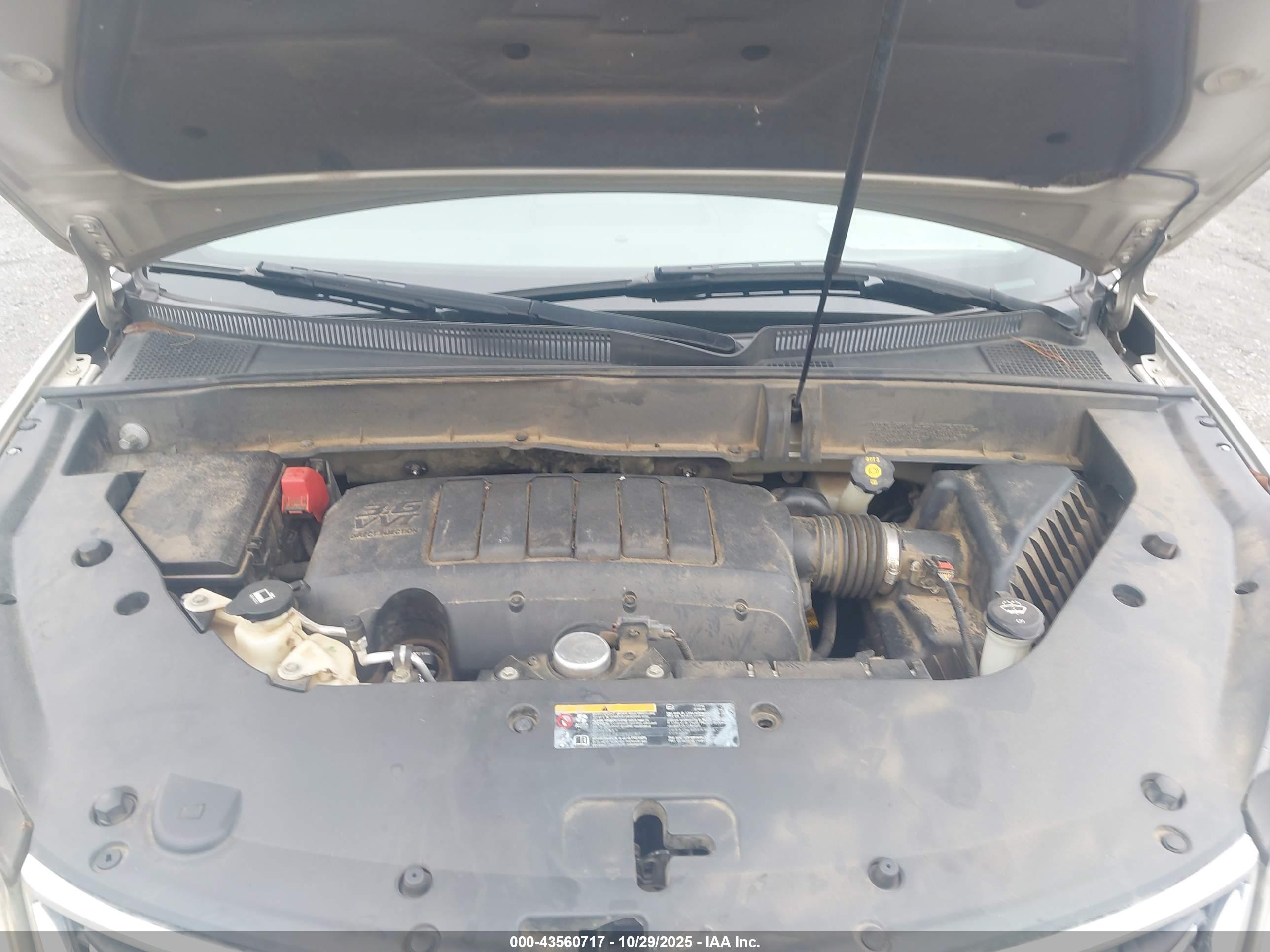 CHEVROLET TRAVERSE image 10