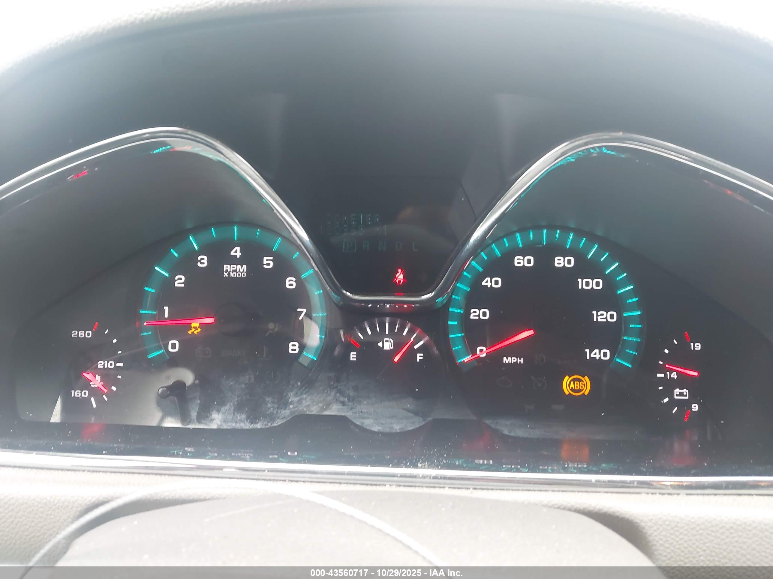 CHEVROLET TRAVERSE image 7
