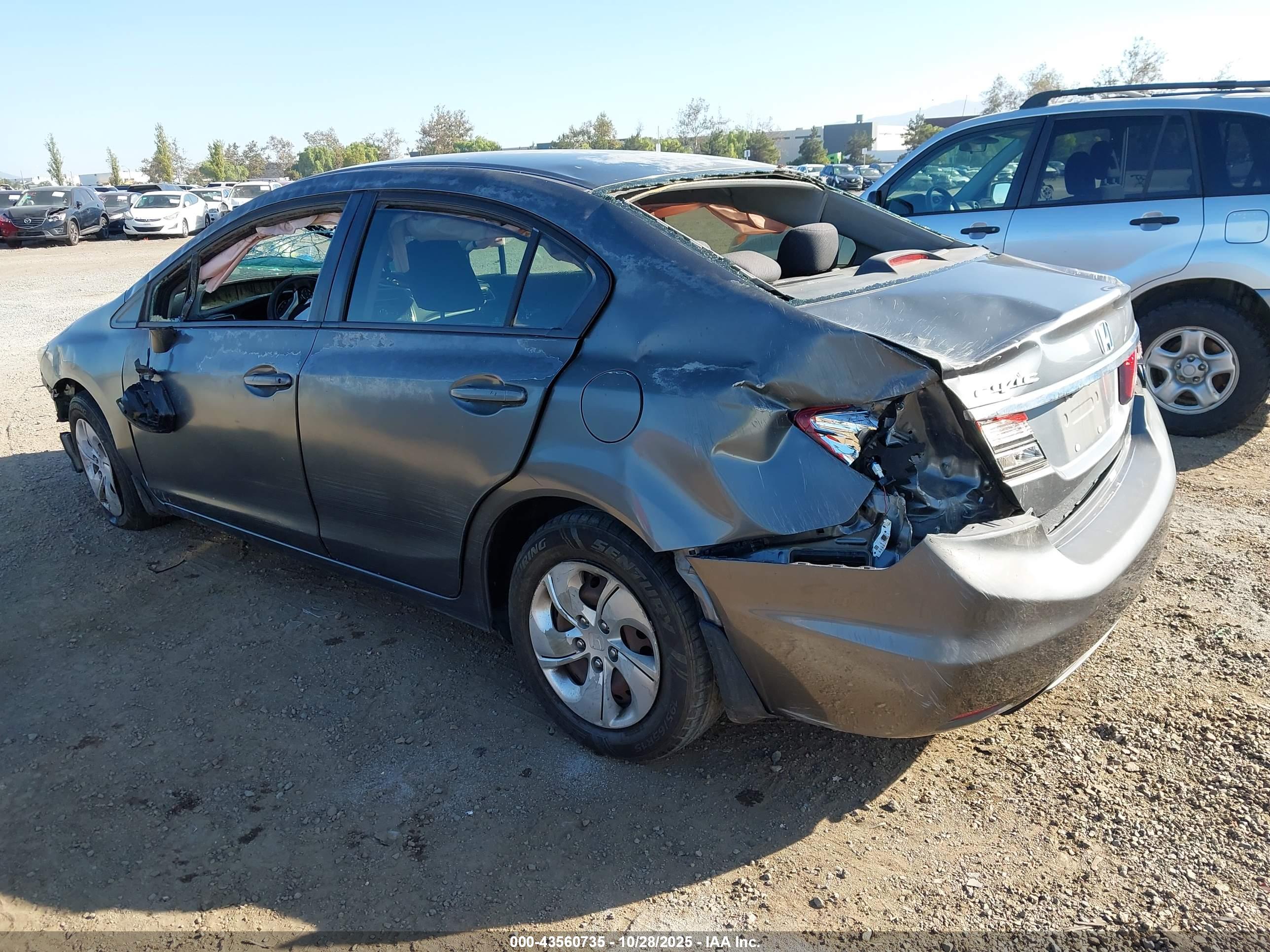 HONDA CIVIC image 3