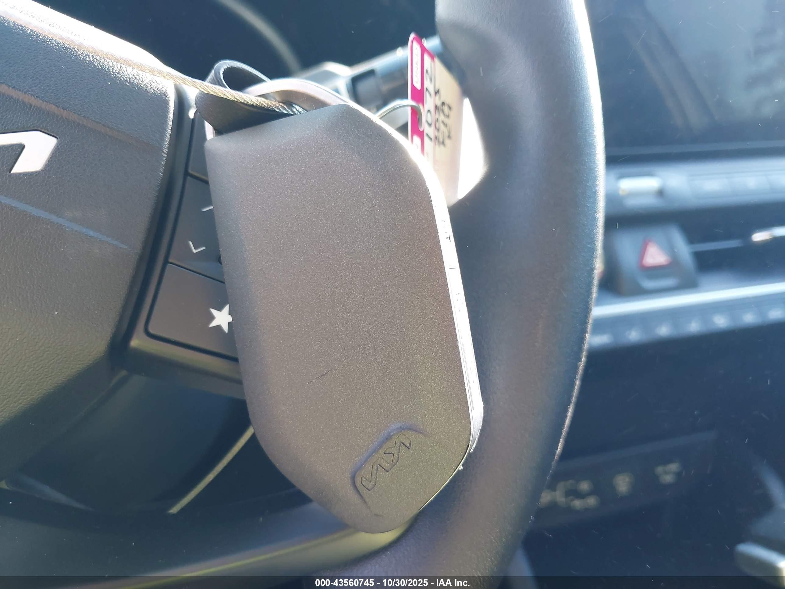 KIA K4 image 11