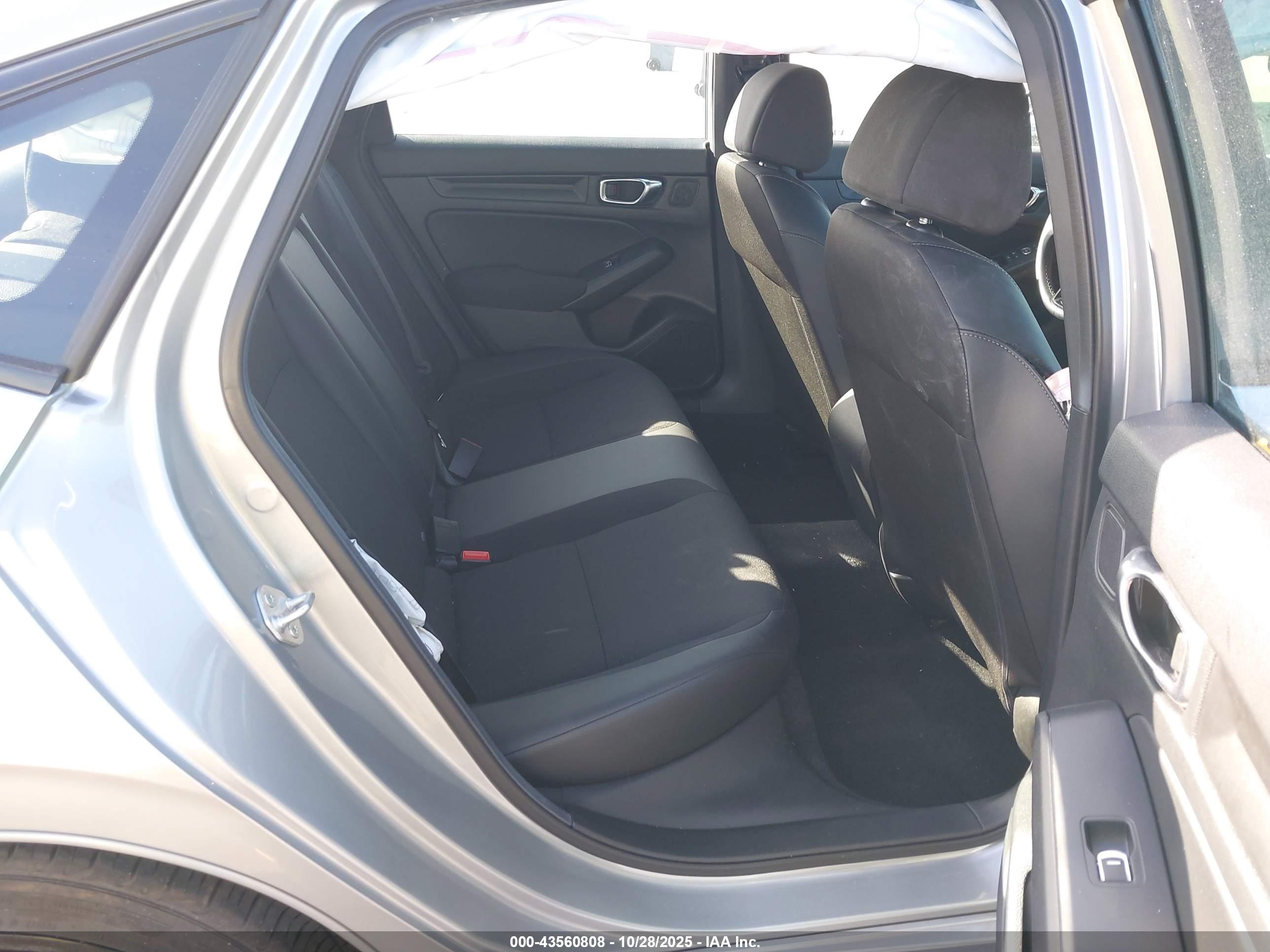 HONDA CIVIC image 8