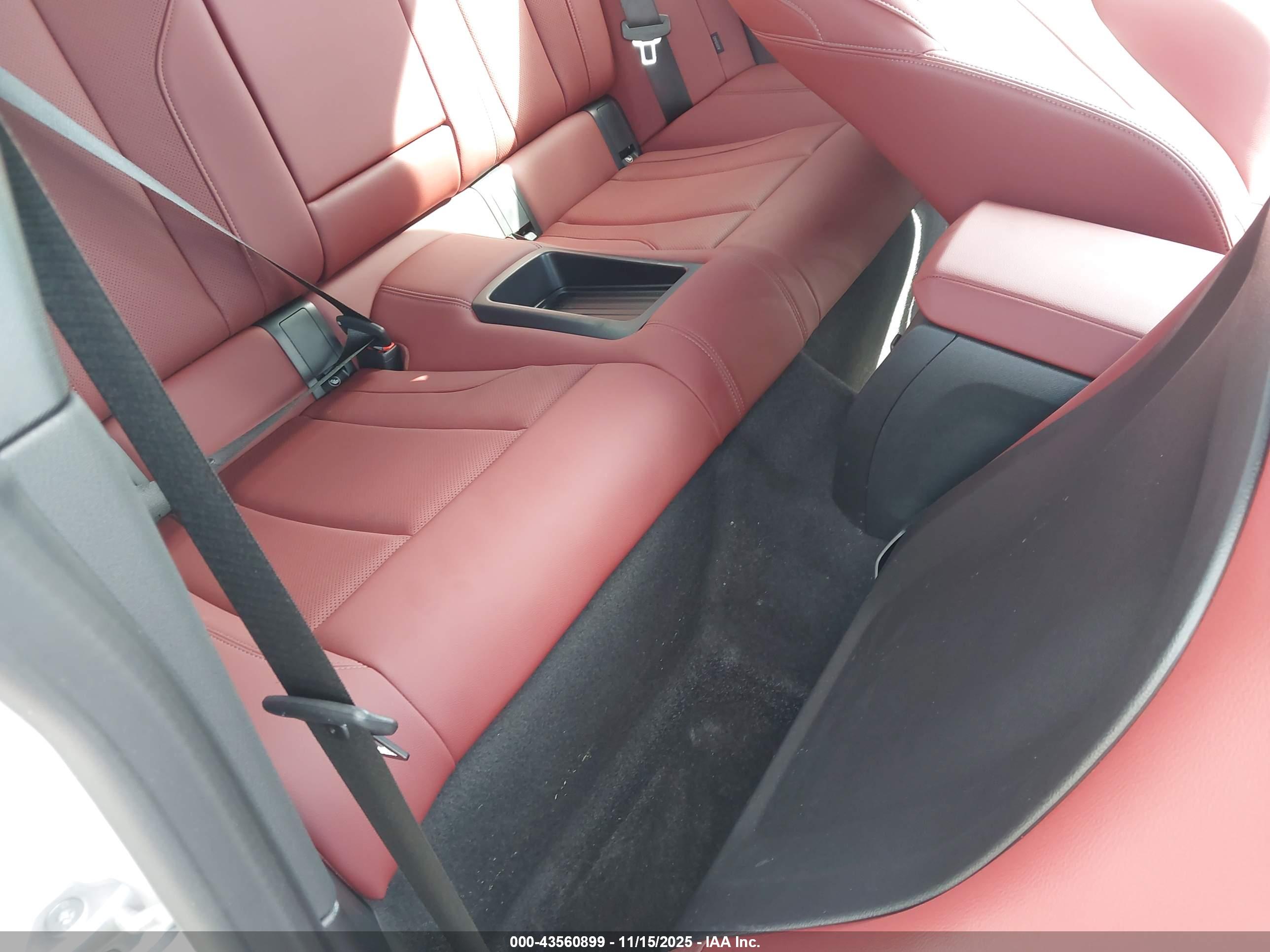 BMW M240 image 8