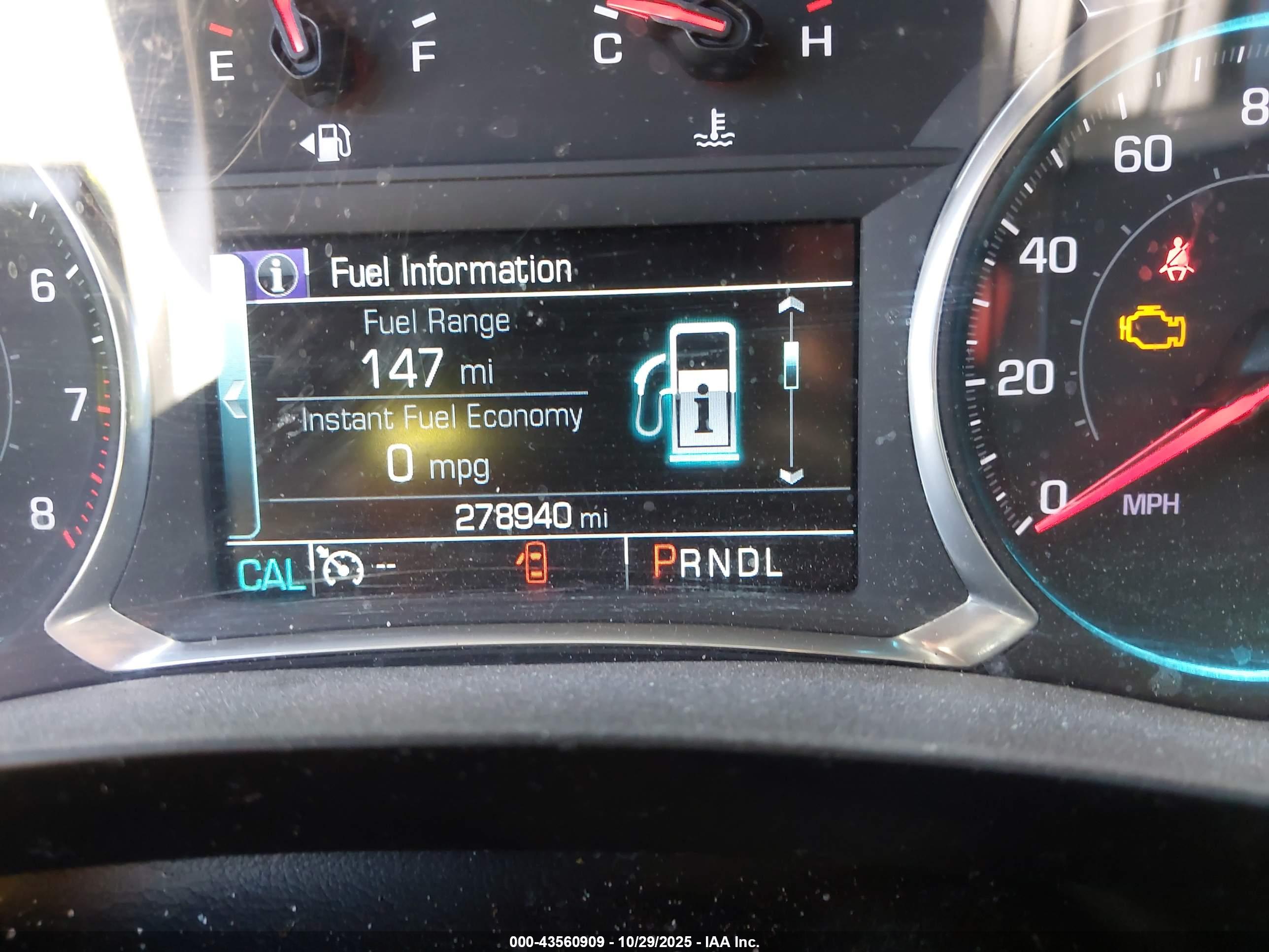 CHEVROLET TRAVERSE image 7