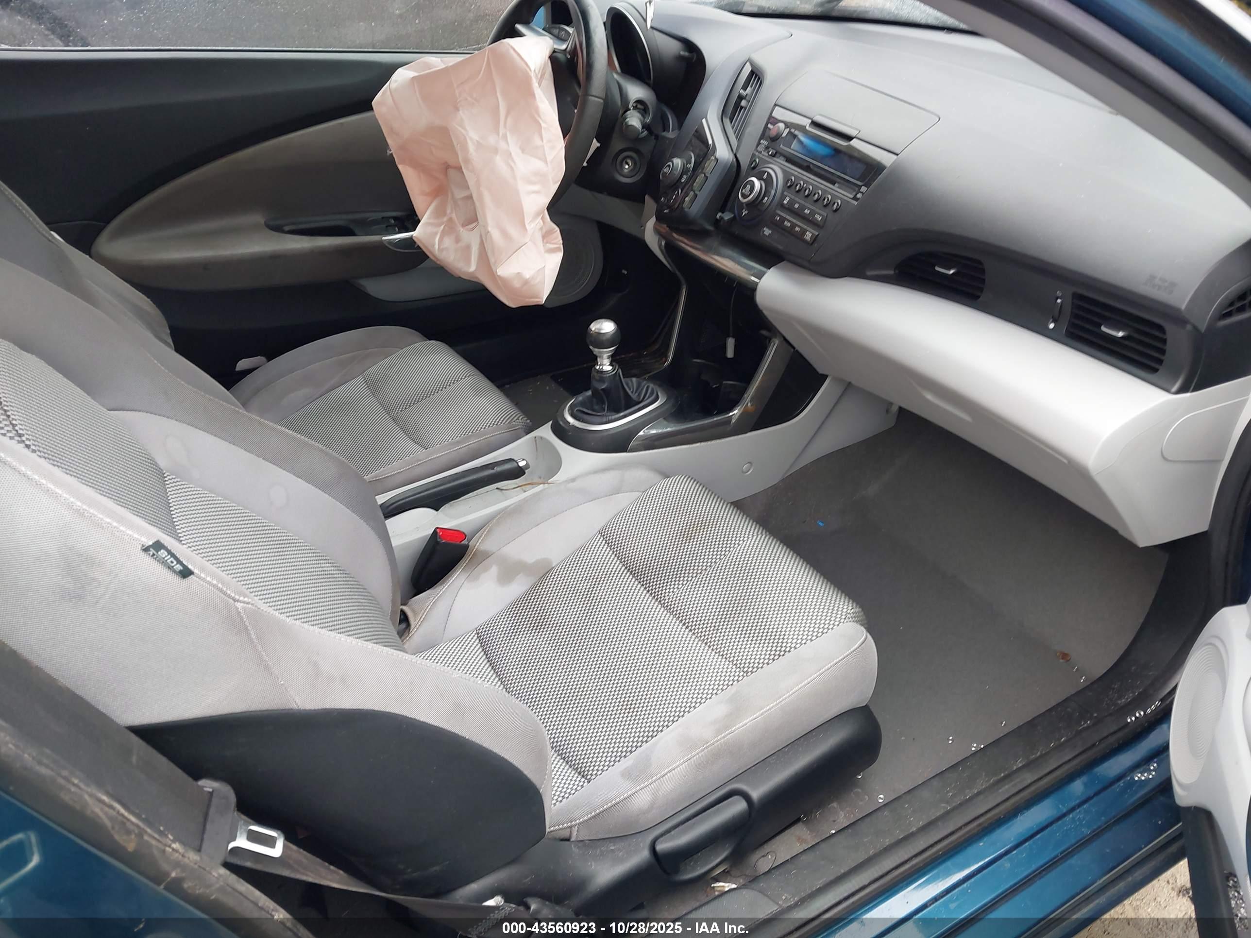 HONDA CR-Z image 5