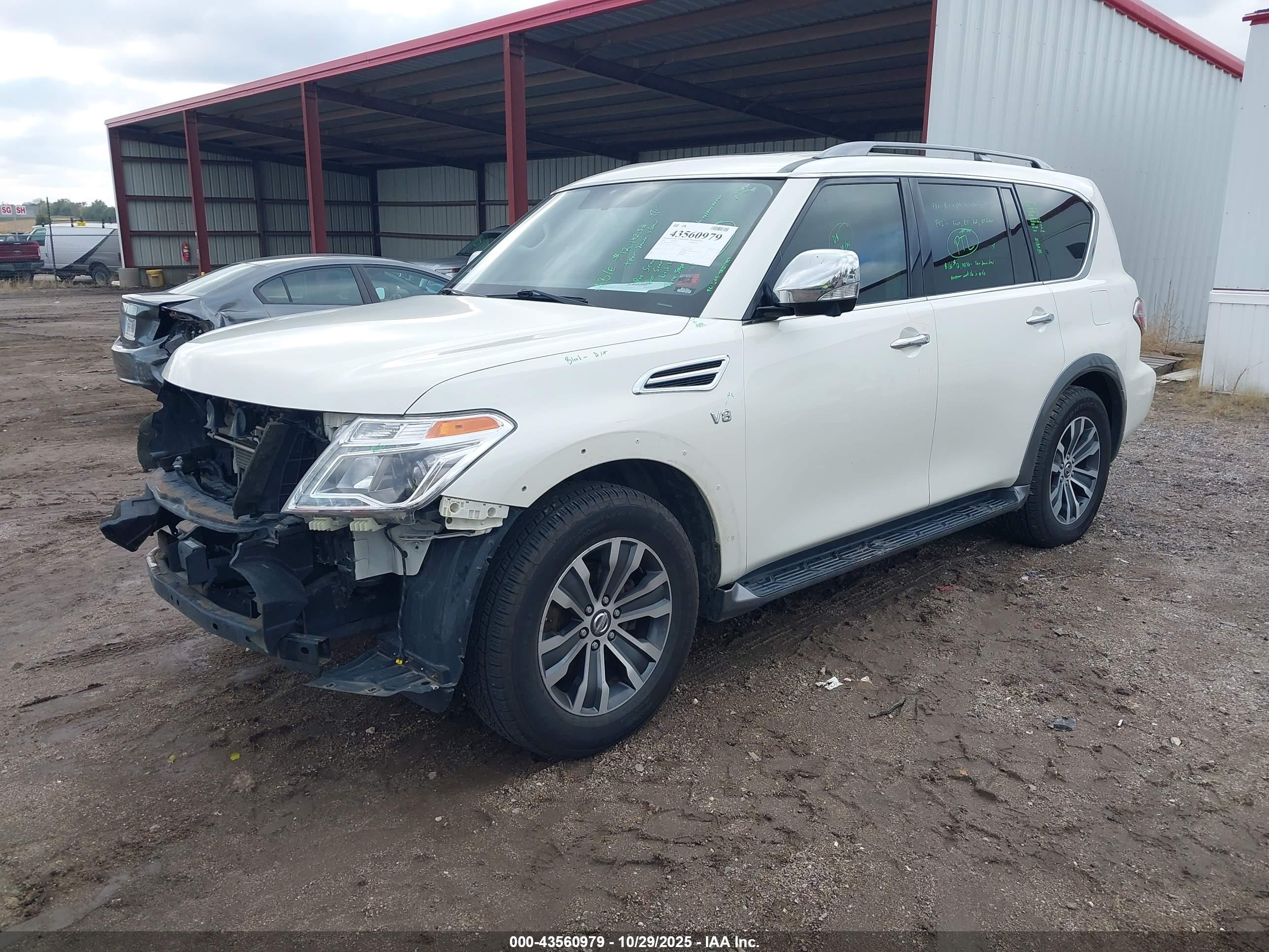 NISSAN ARMADA image 2
