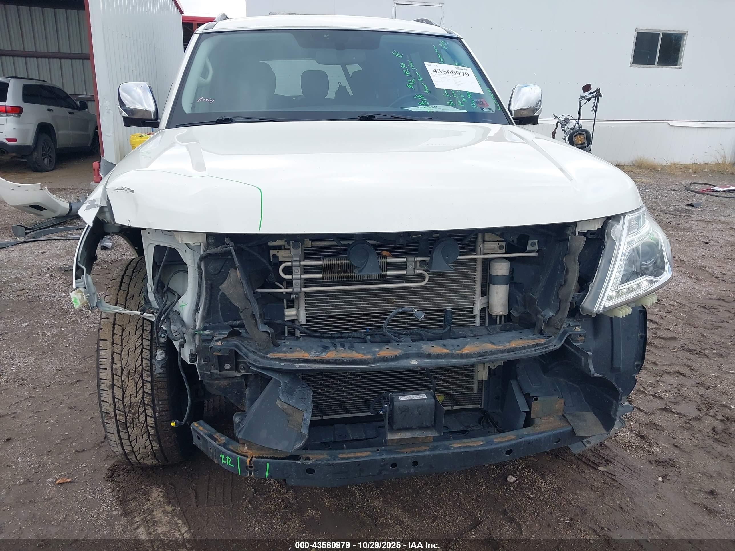 NISSAN ARMADA image 6