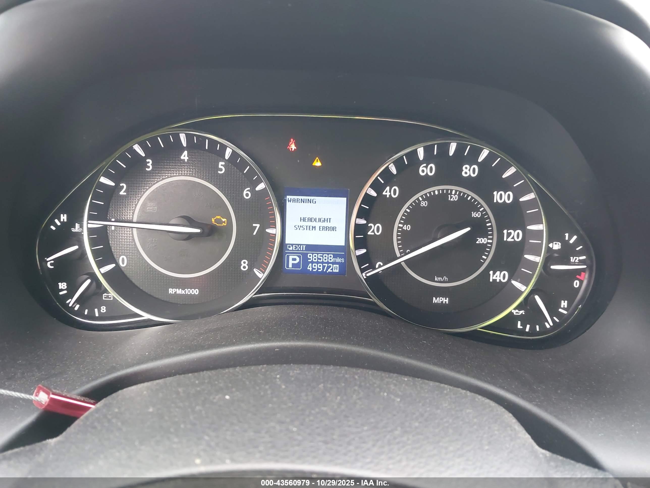 NISSAN ARMADA image 7