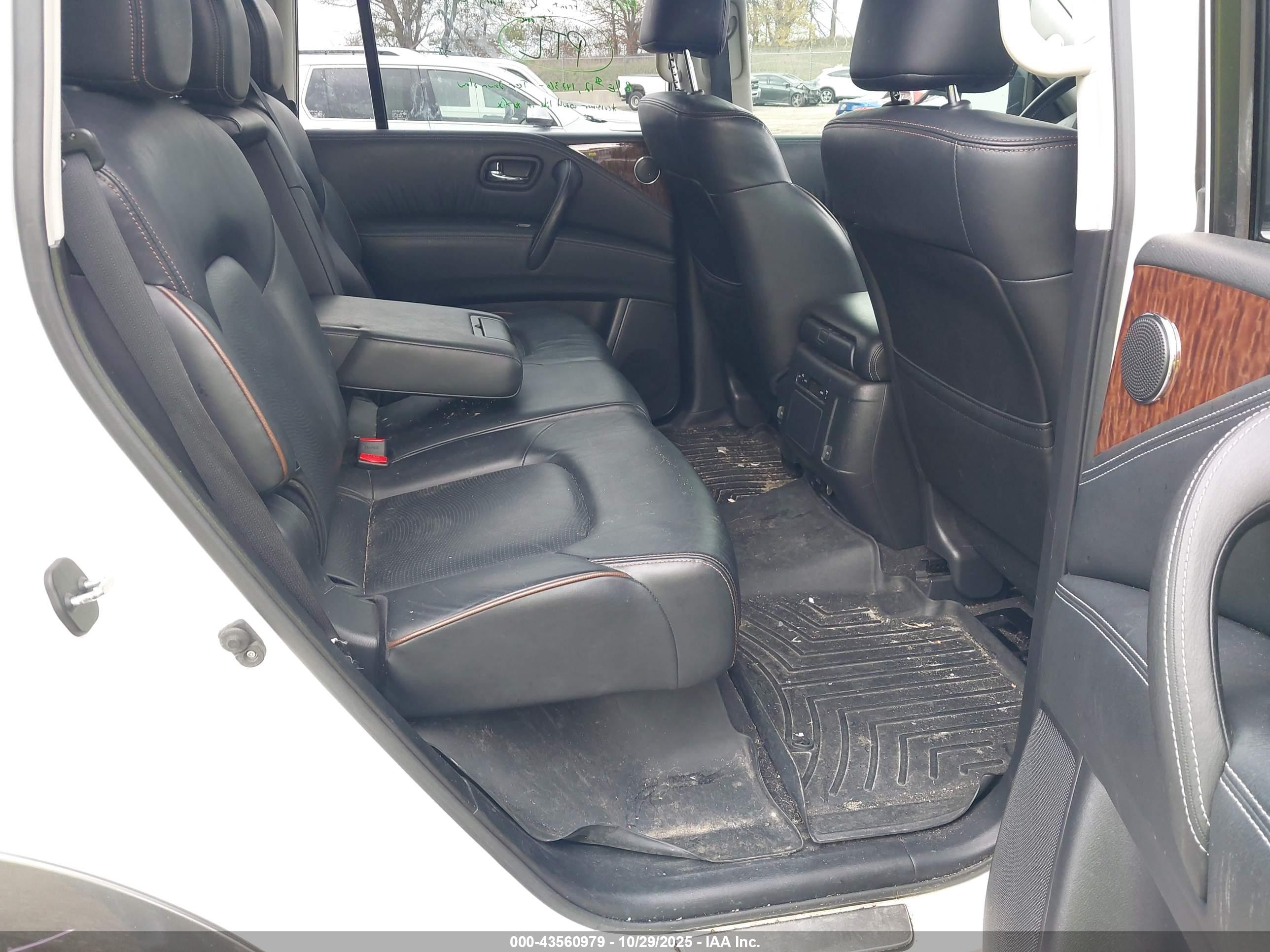 NISSAN ARMADA image 8