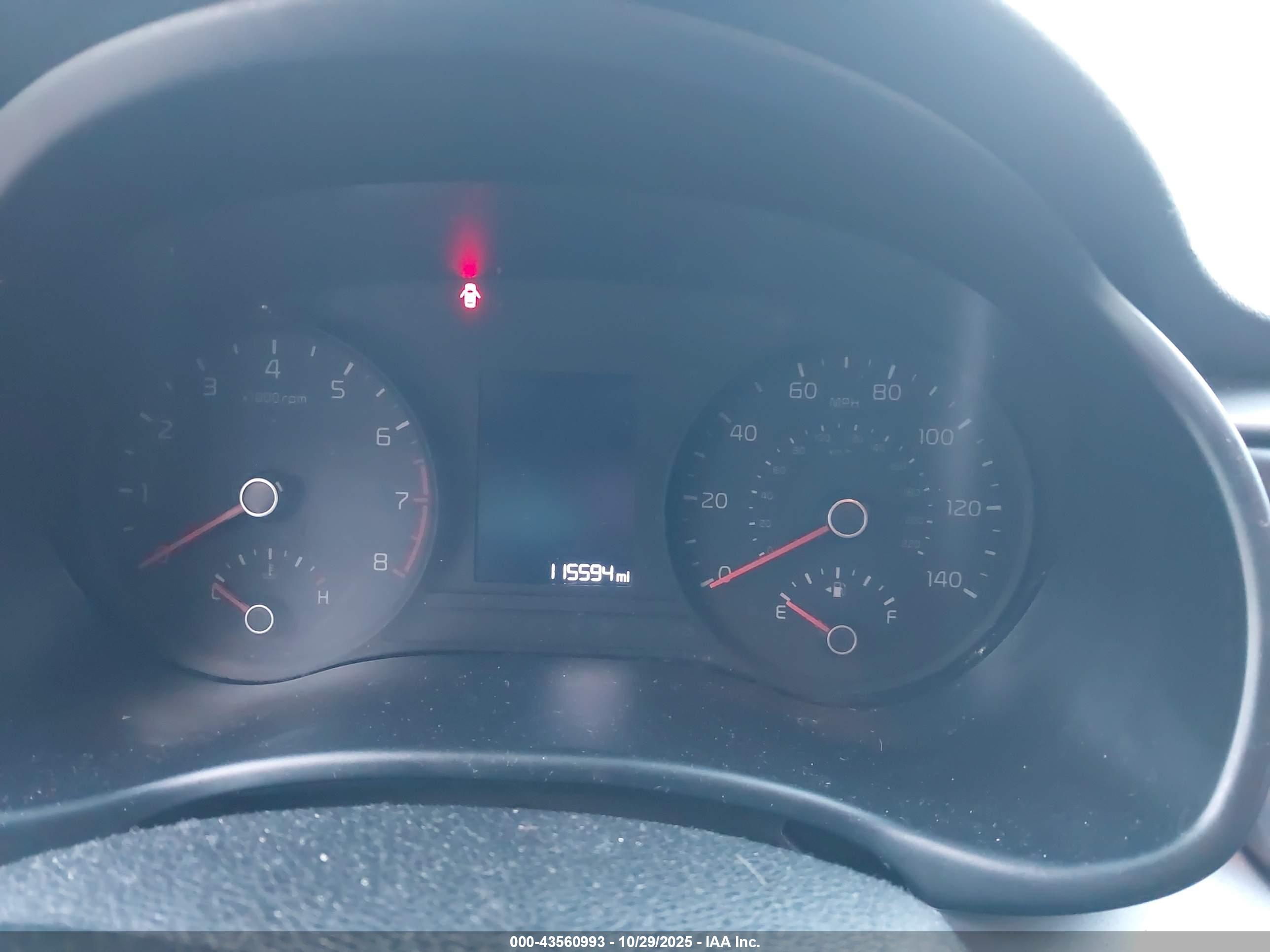KIA RIO image 7