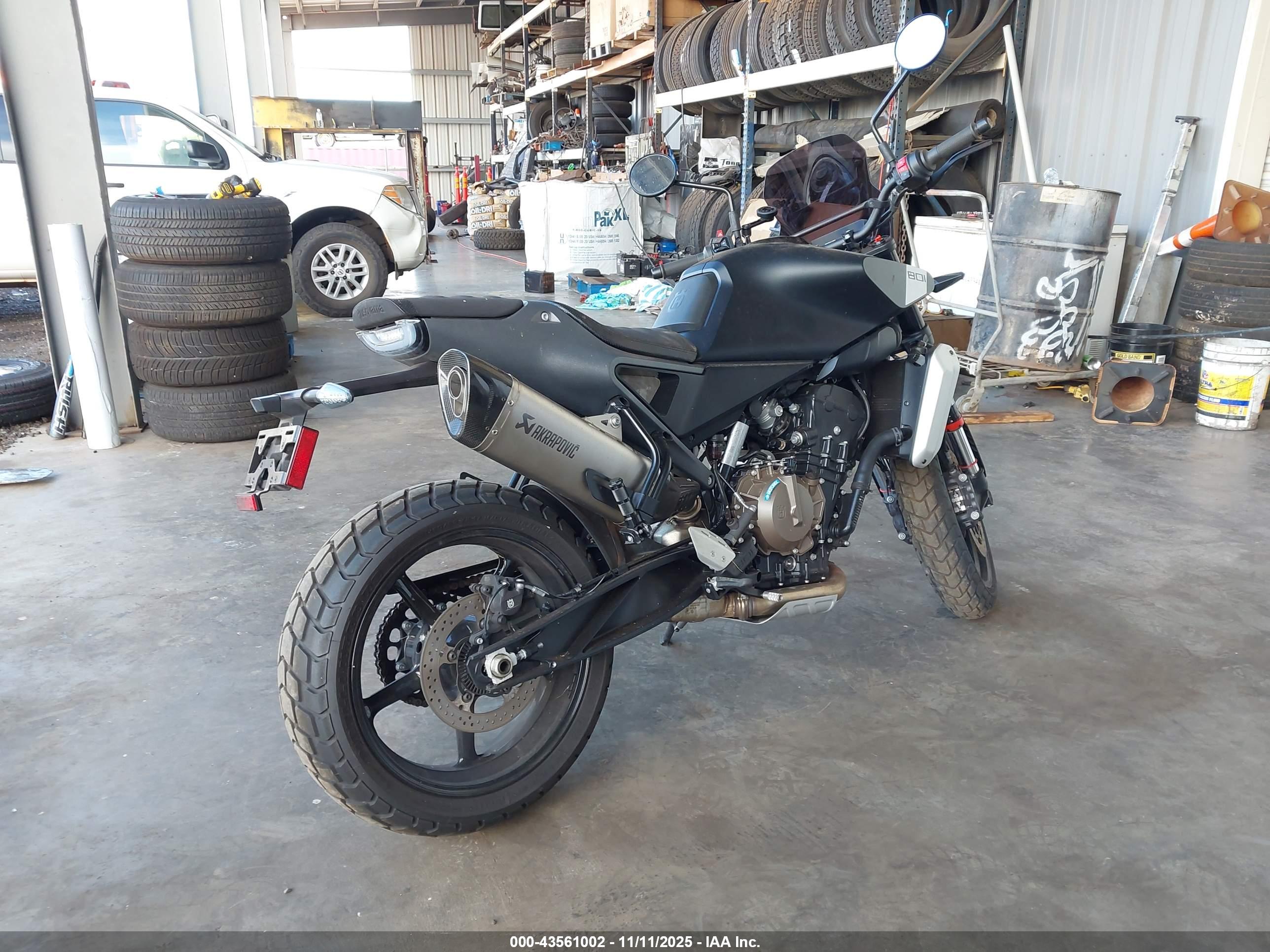 HUSQVARNA SVARTPILEN/VITPILEN image 4