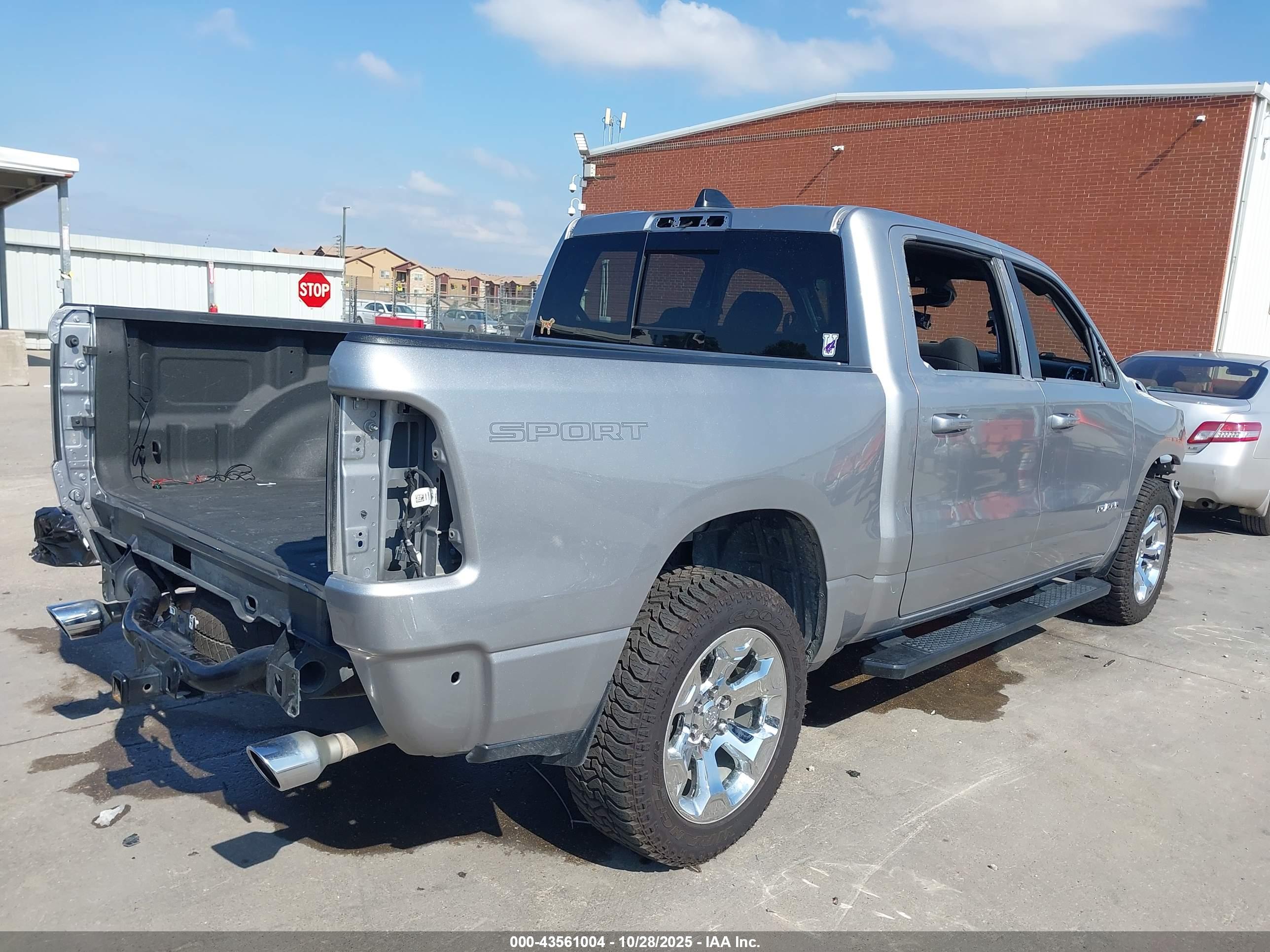 RAM 1500 image 4