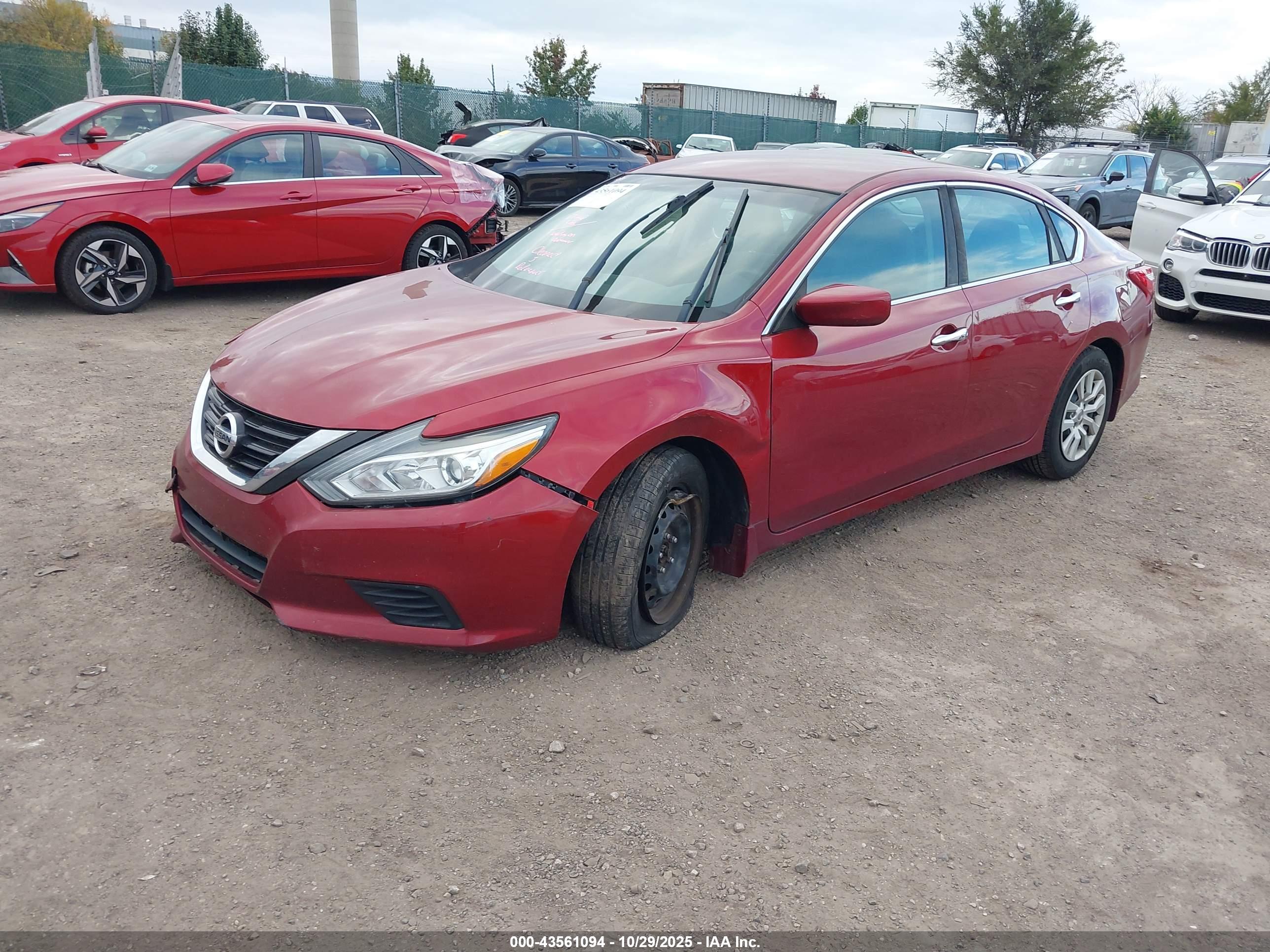 NISSAN ALTIMA image 2