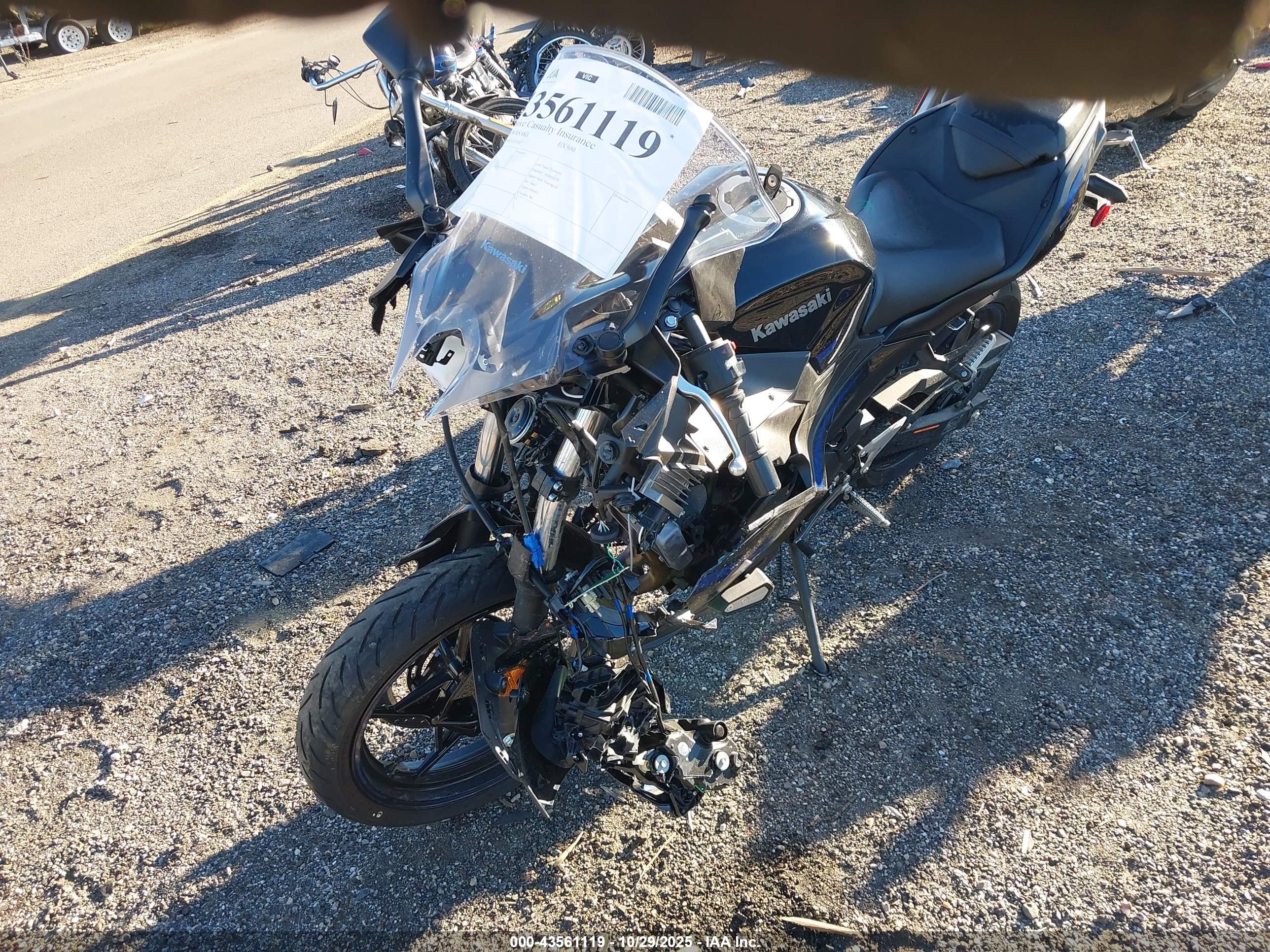 KAWASAKI EX500 image 2