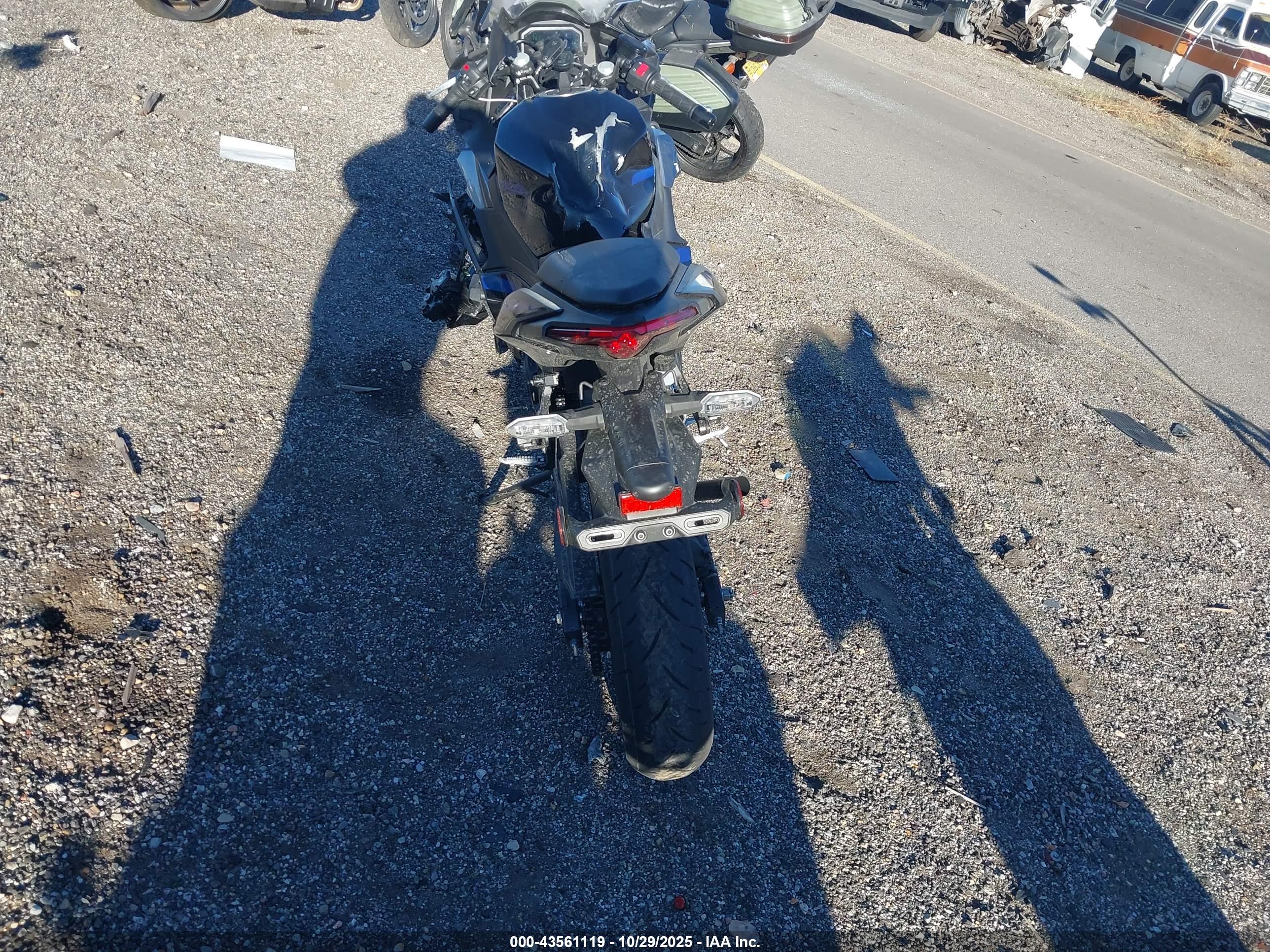 KAWASAKI EX500 image 6