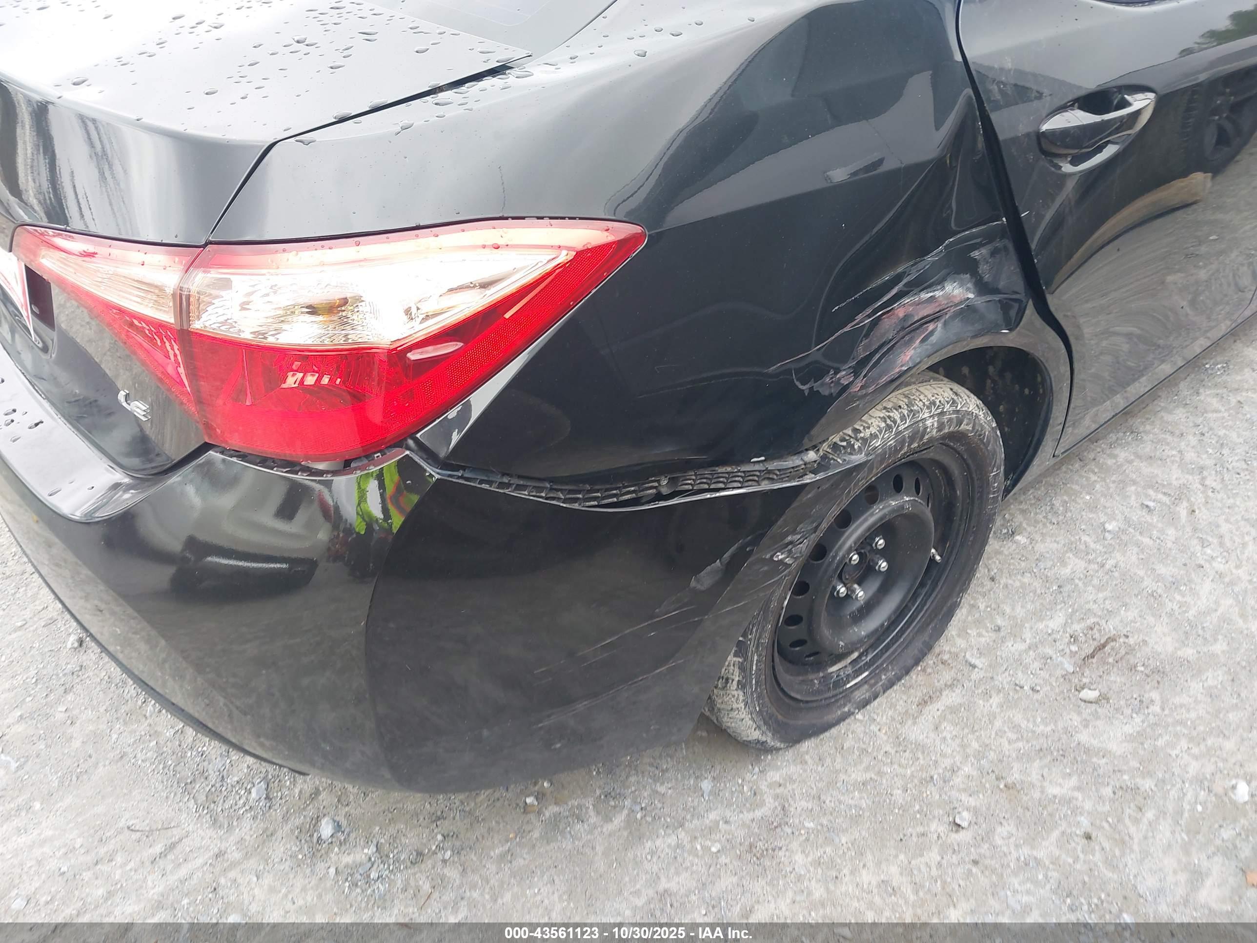 TOYOTA COROLLA image 6