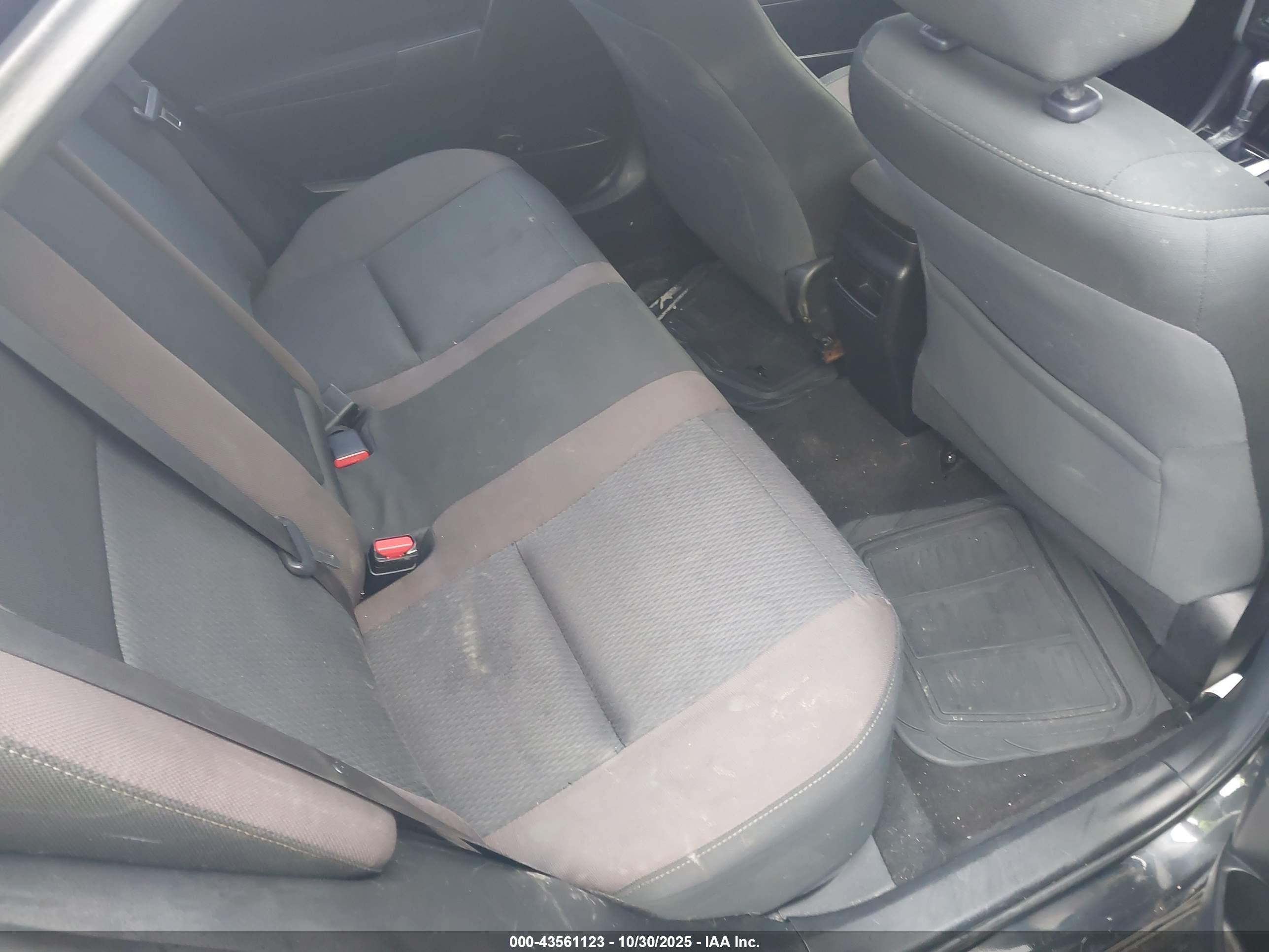 TOYOTA COROLLA image 8