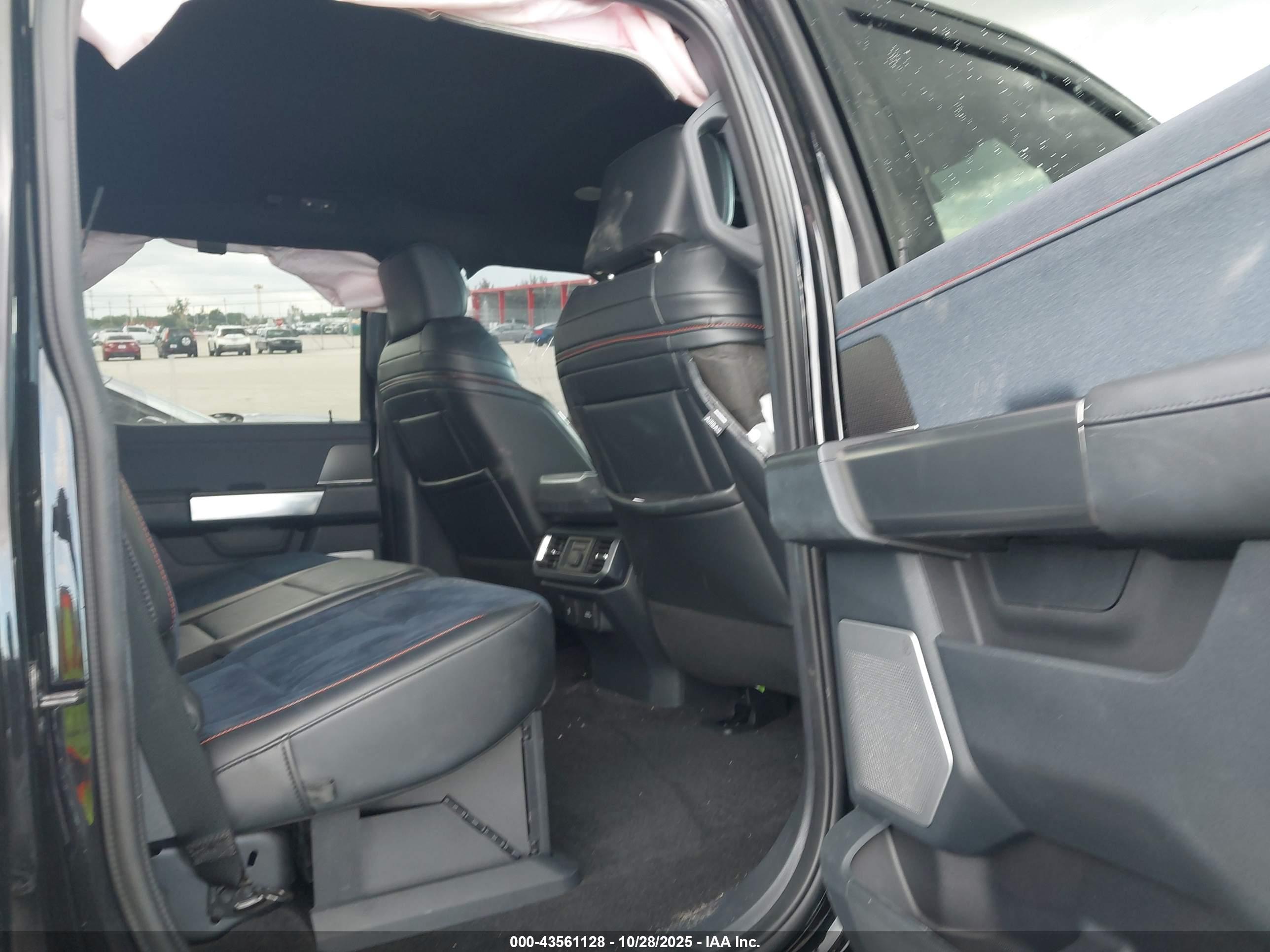 FORD F-150 image 8