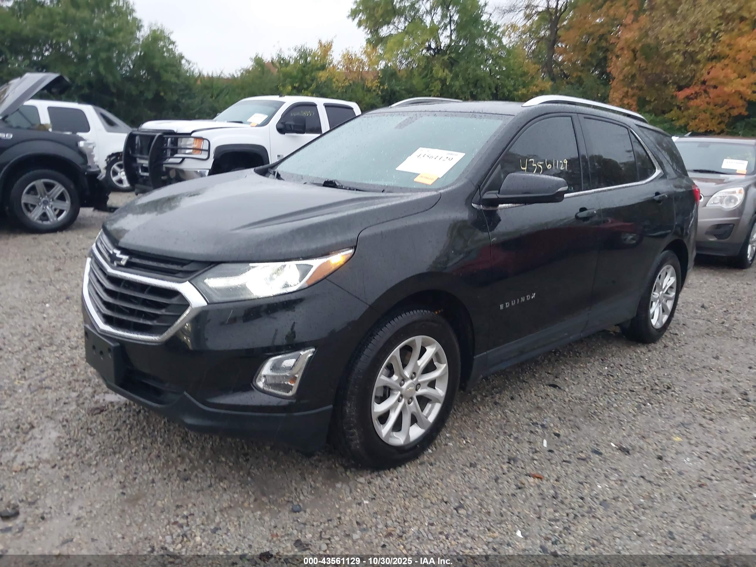 CHEVROLET EQUINOX image 2