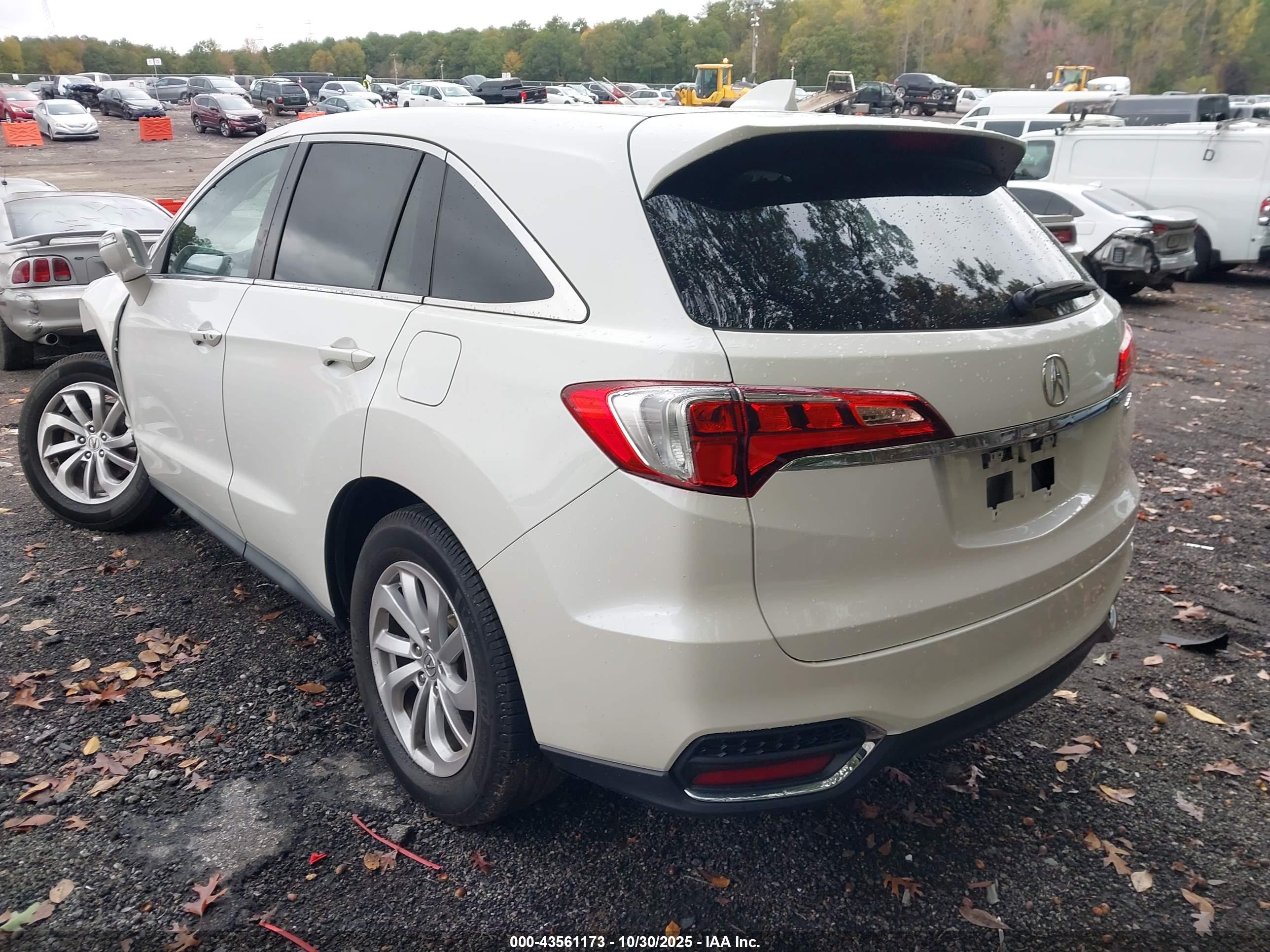 ACURA RDX image 3