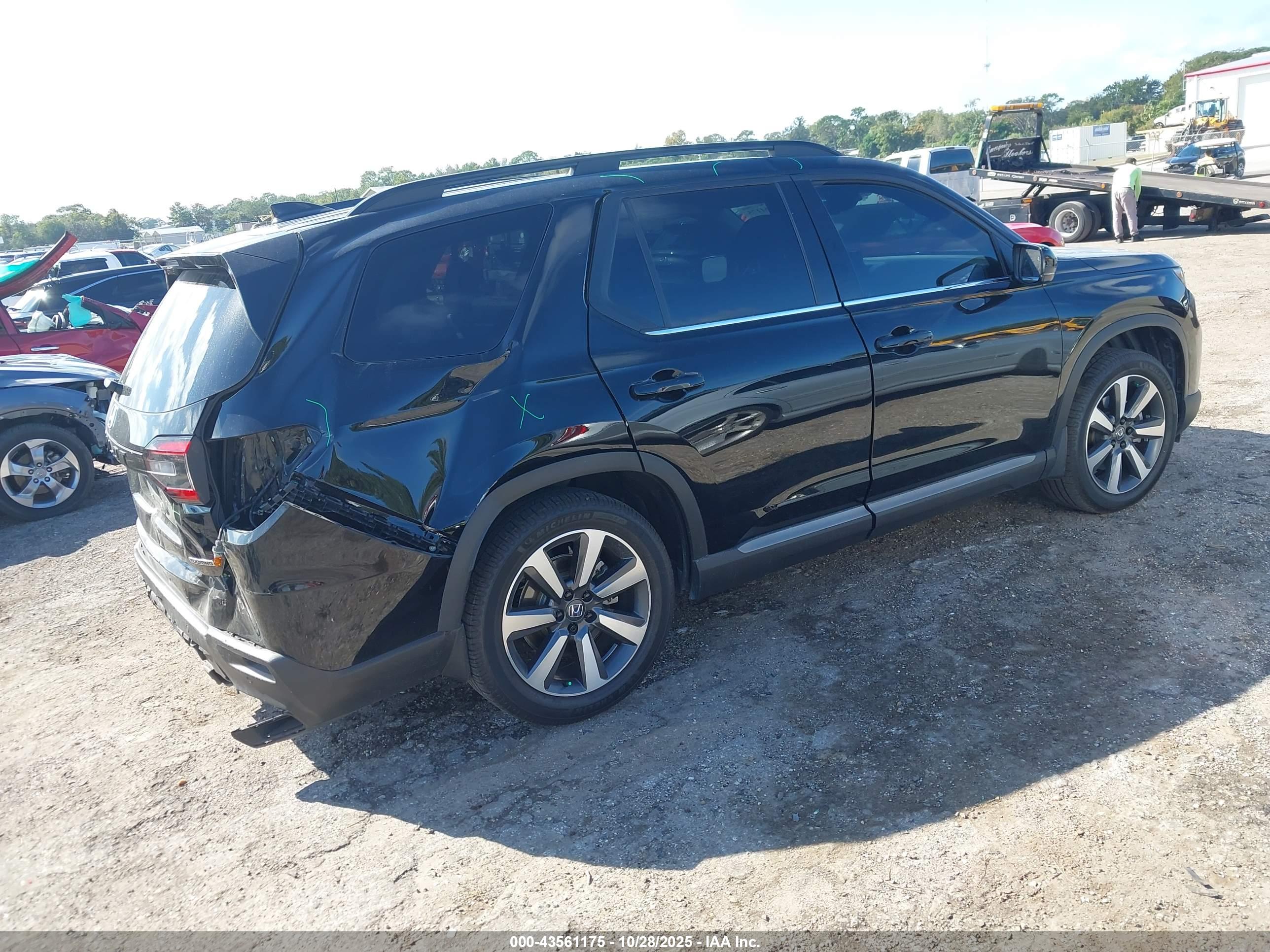 HONDA PILOT image 4