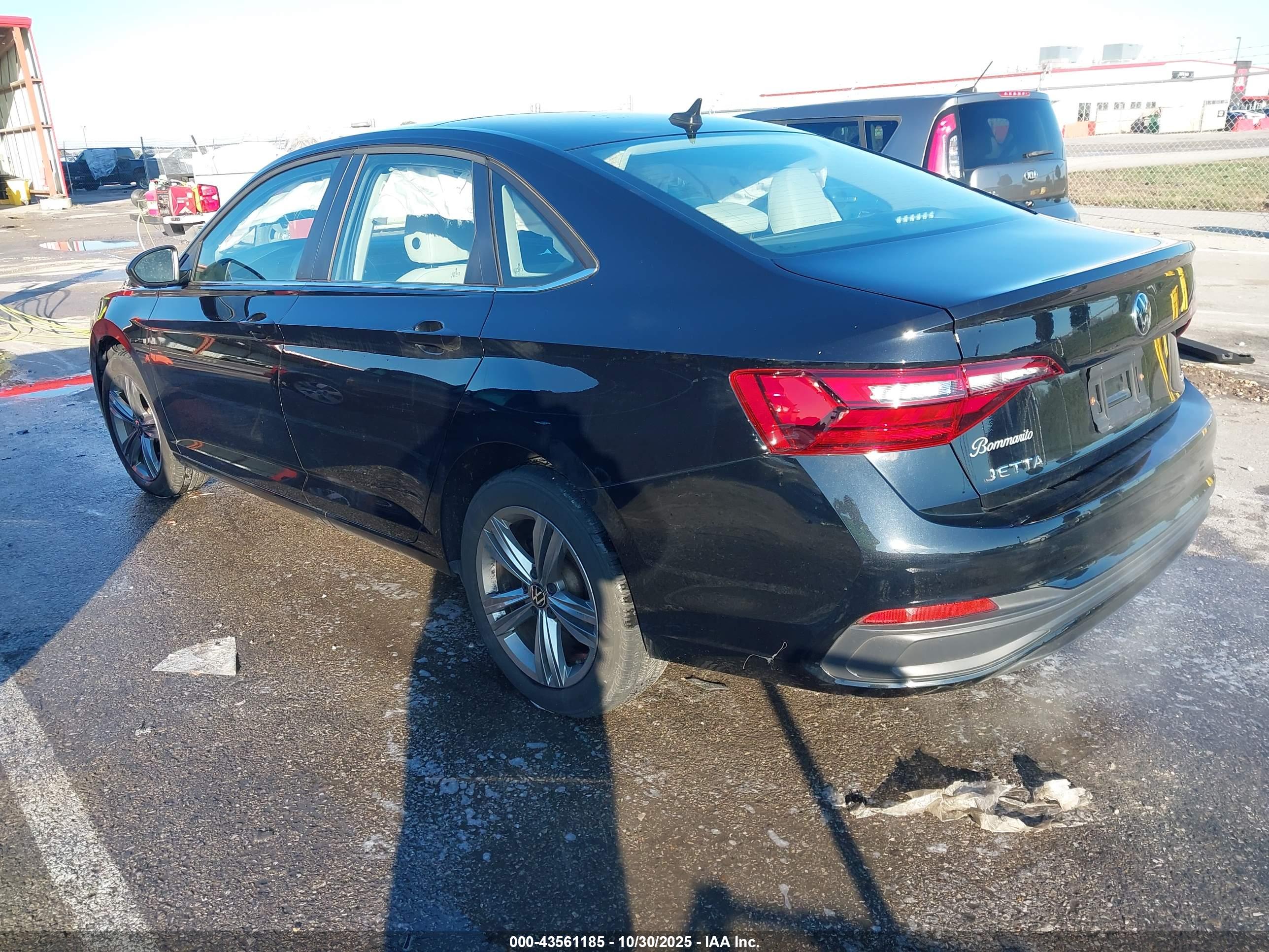 VOLKSWAGEN JETTA image 3