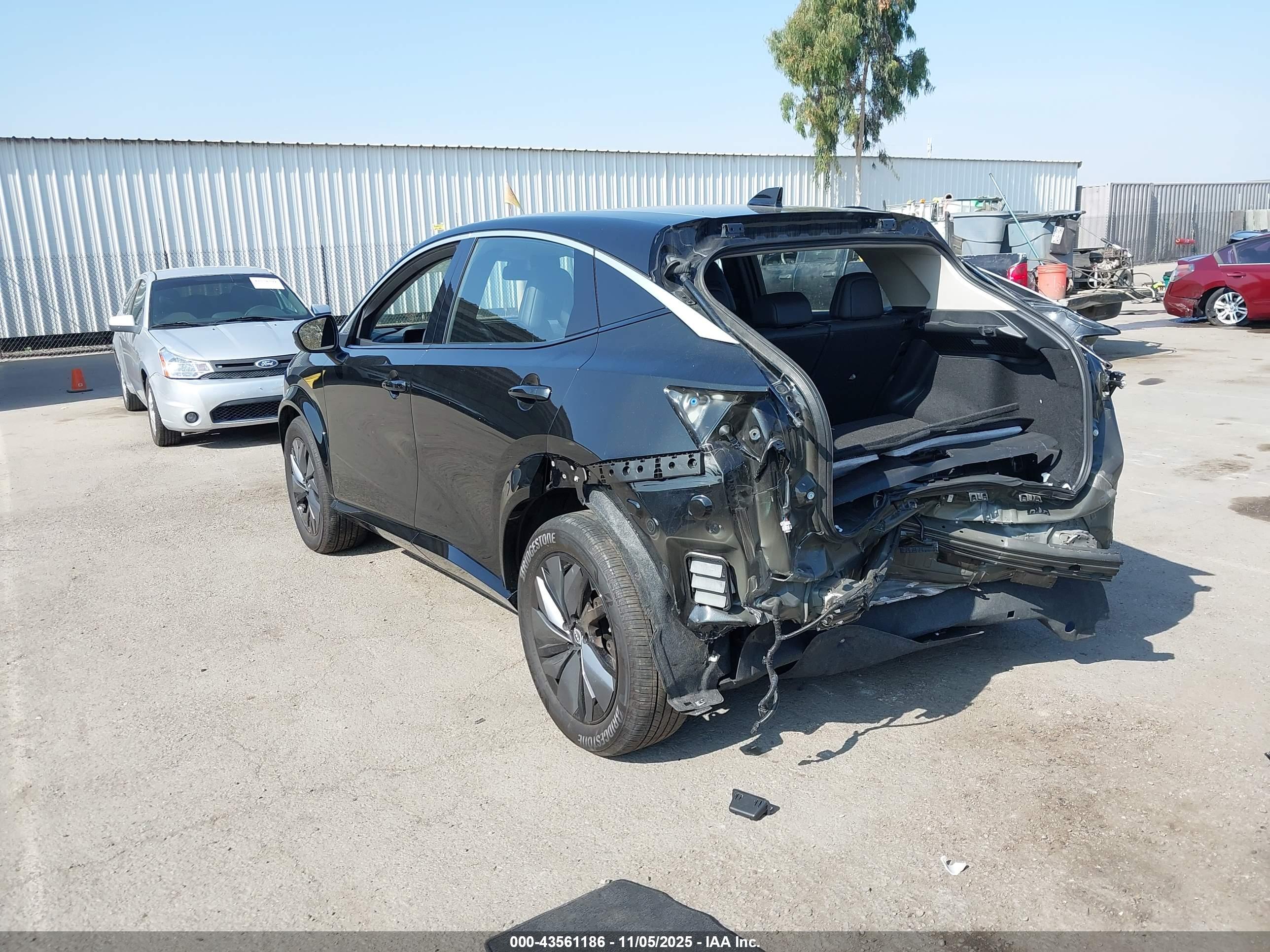 NISSAN ARIYA image 3