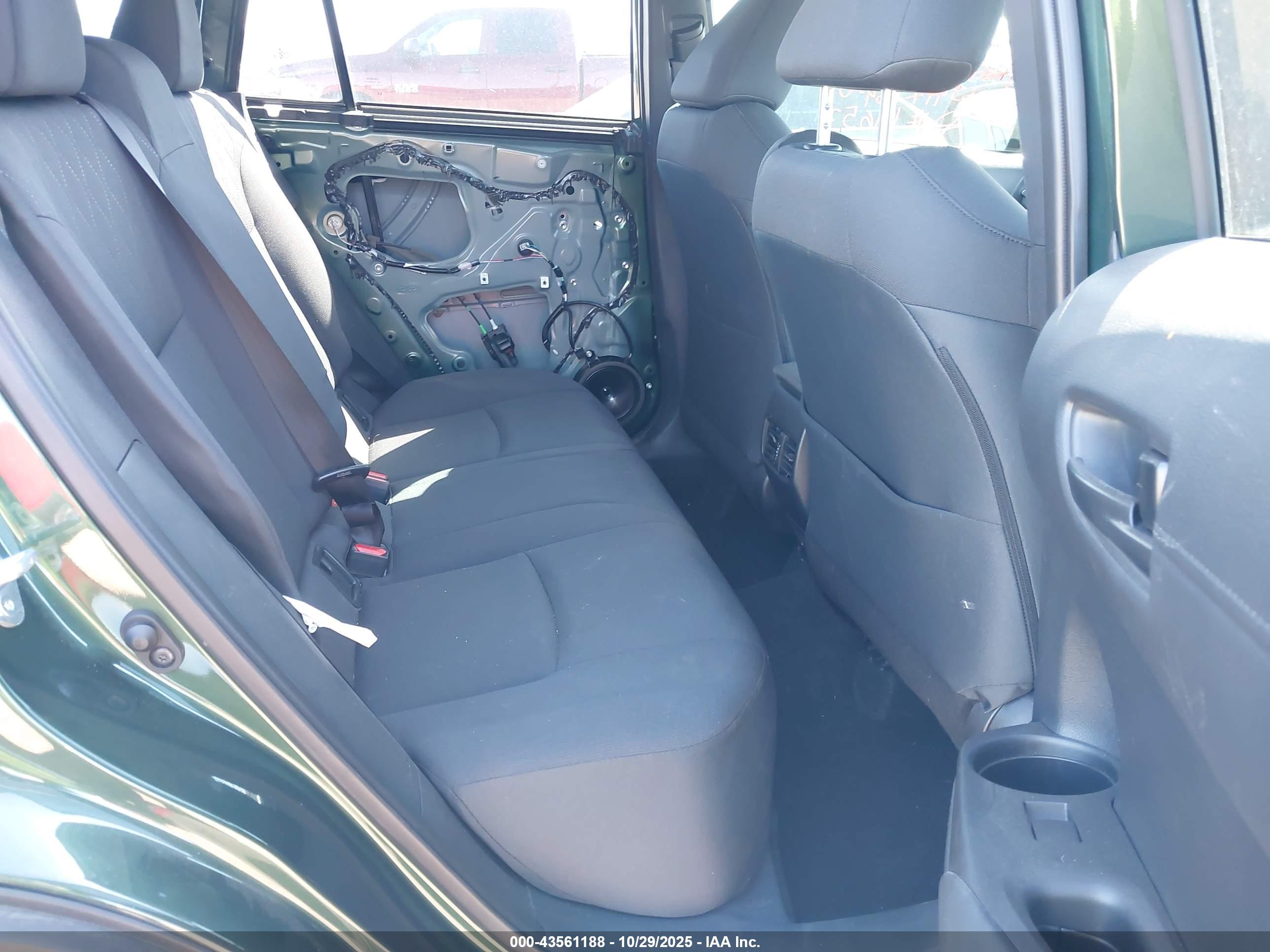 TOYOTA COROLLA image 8