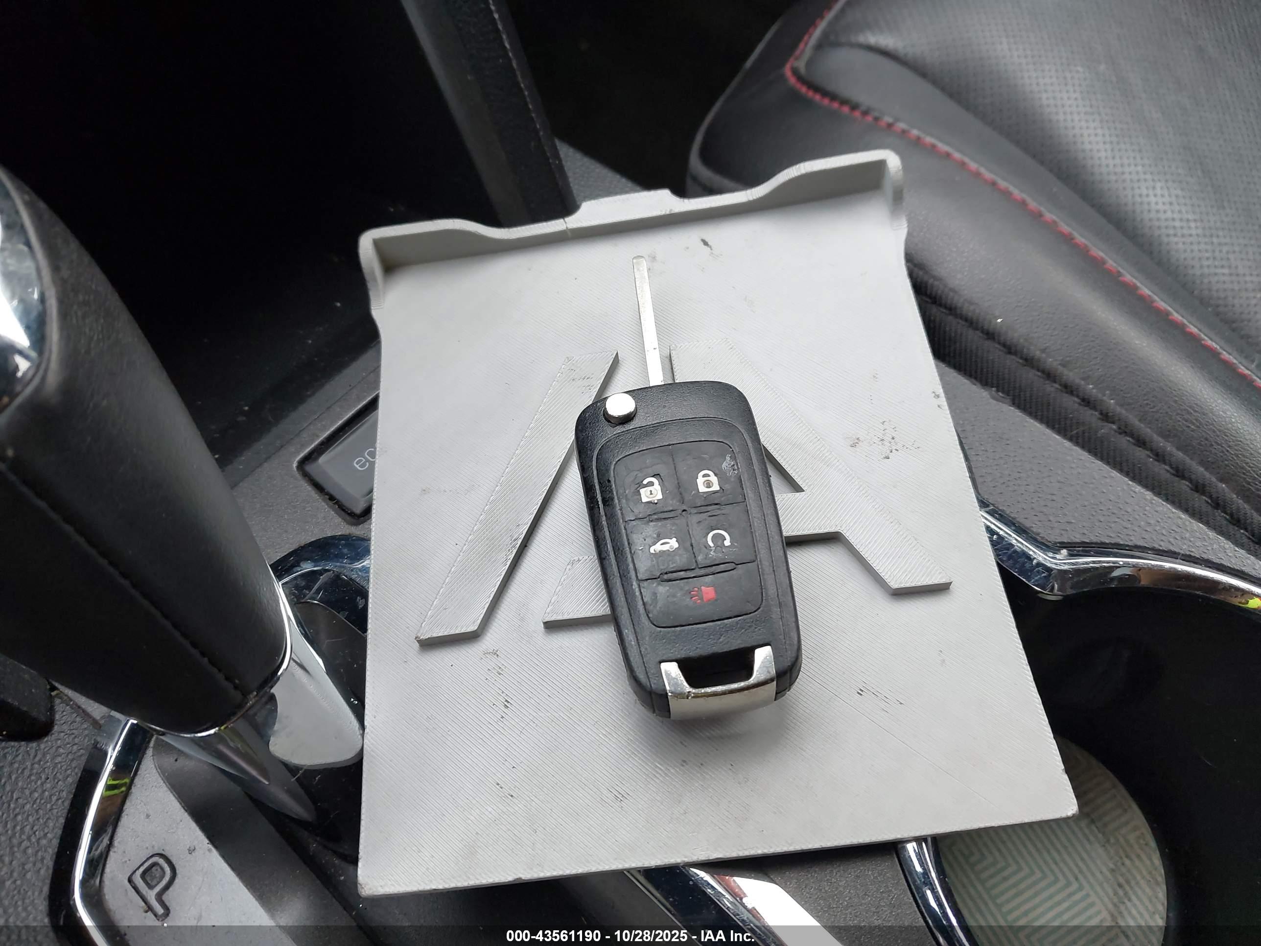 CHEVROLET EQUINOX image 11