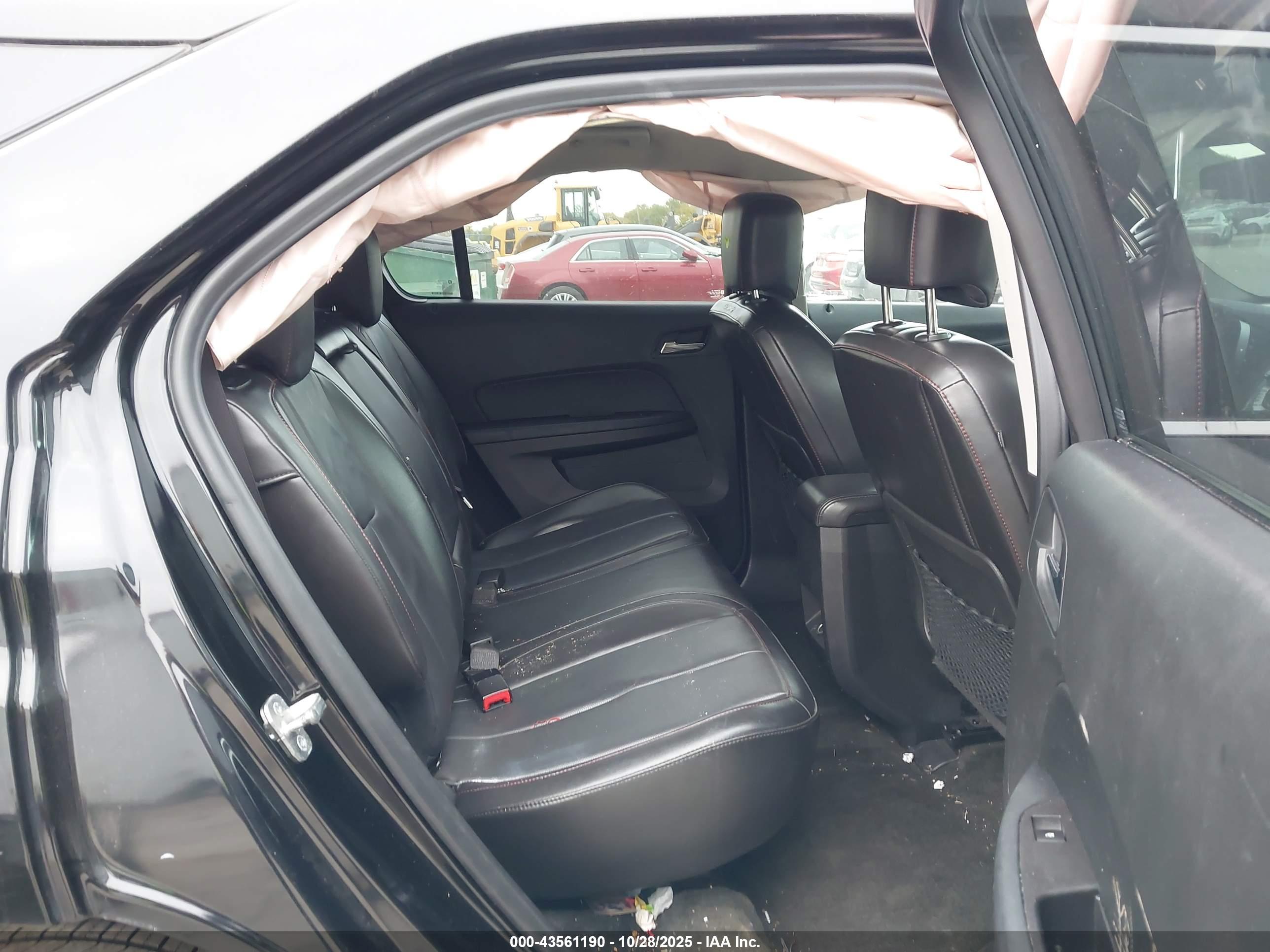 CHEVROLET EQUINOX image 8