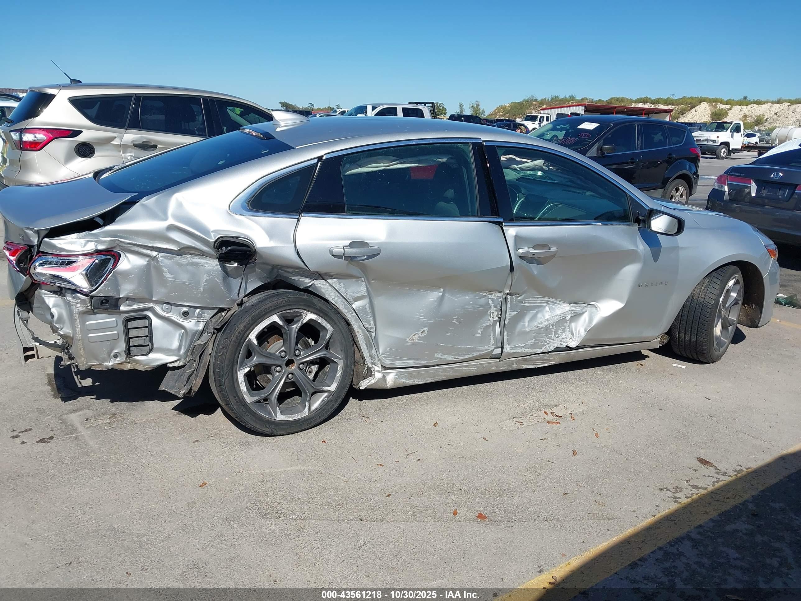 CHEVROLET MALIBU image 6